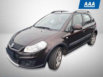 1.6 VVT, 4X4, Klima, El. okna