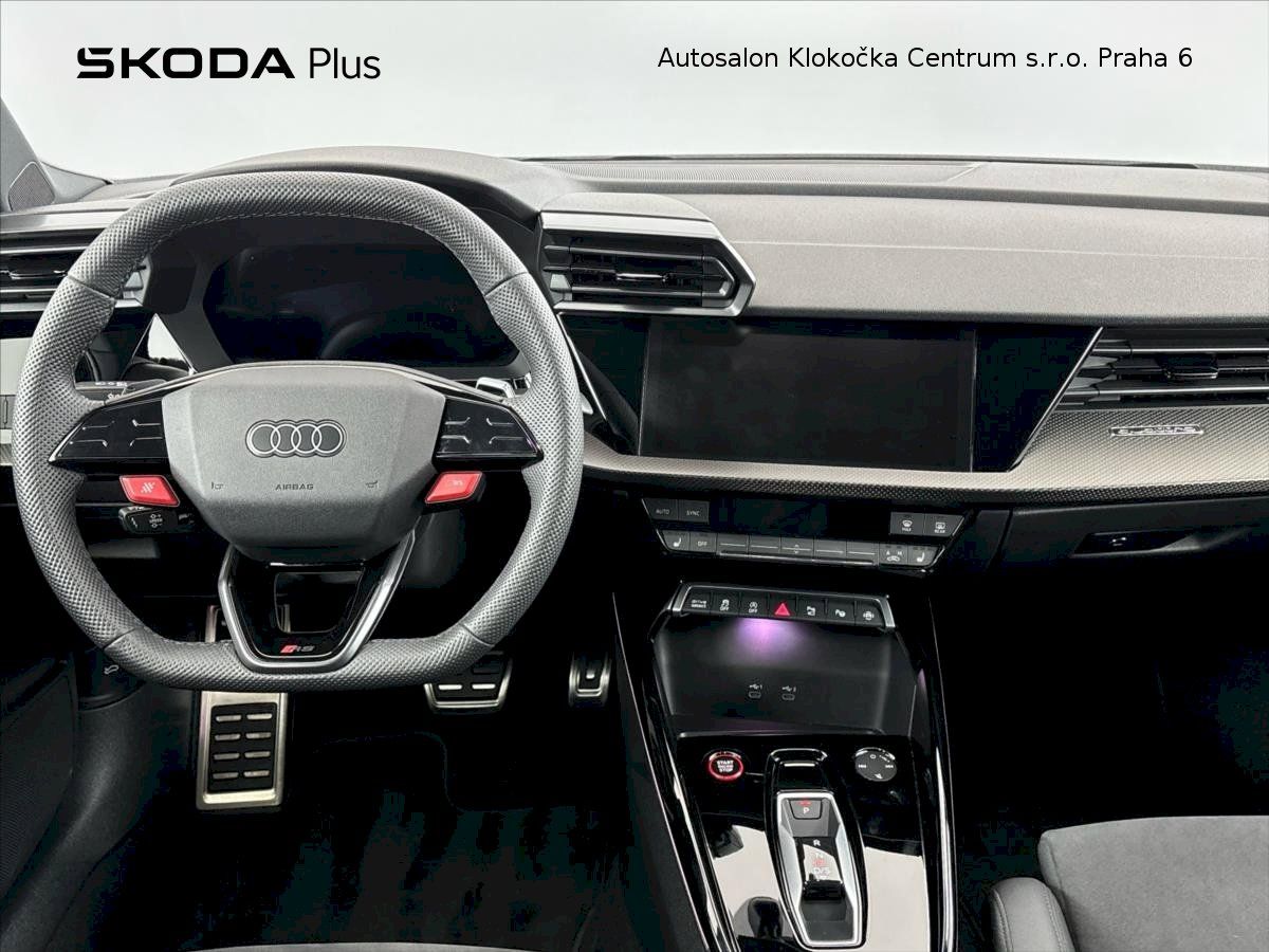 Audi RS3, 2.5 TFSI294 kW Quattro 7DSG - fotka 5