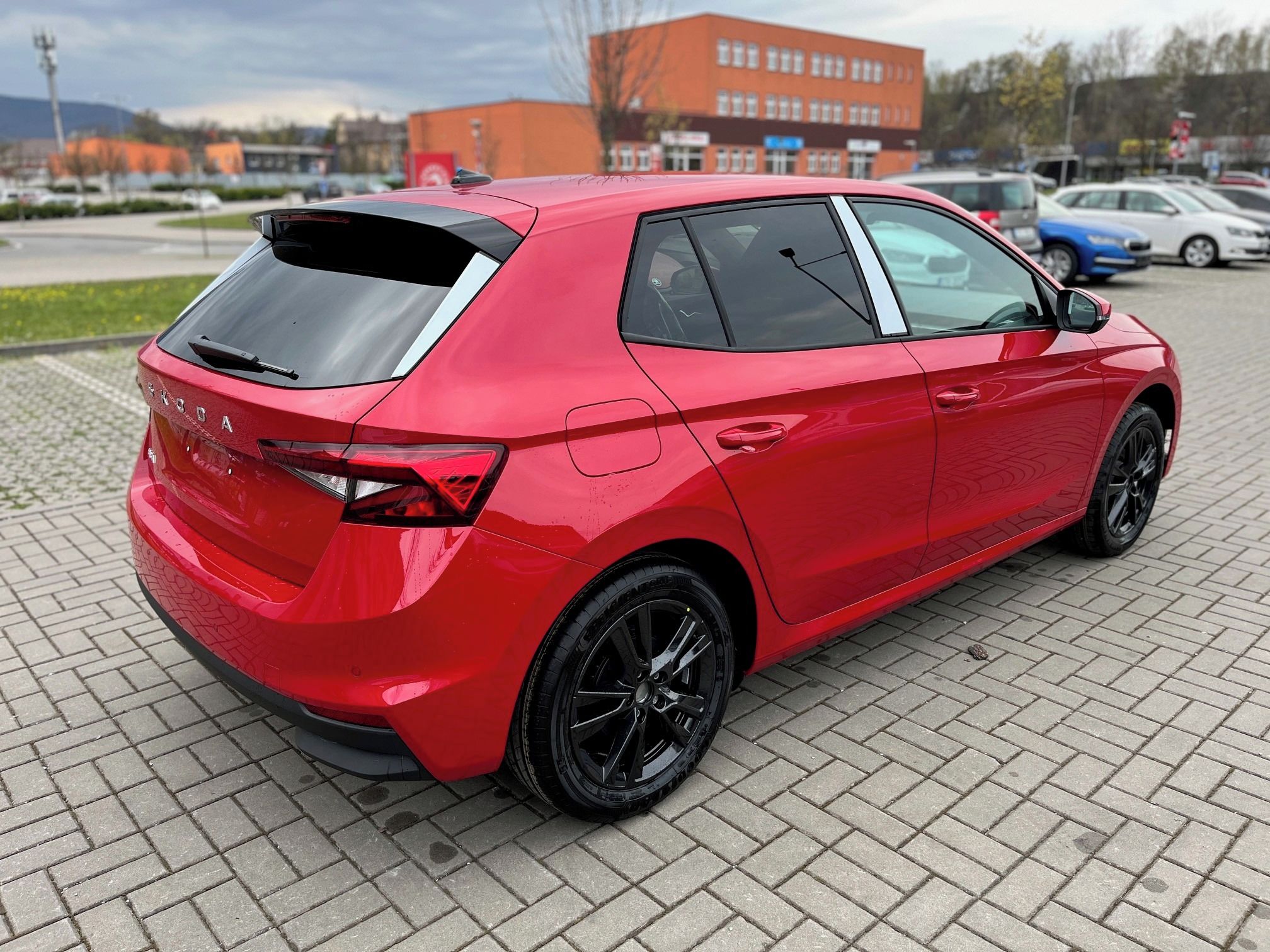 Škoda Fabia, Dynamic TSI 70 kW SKLADEM - fotka 5
