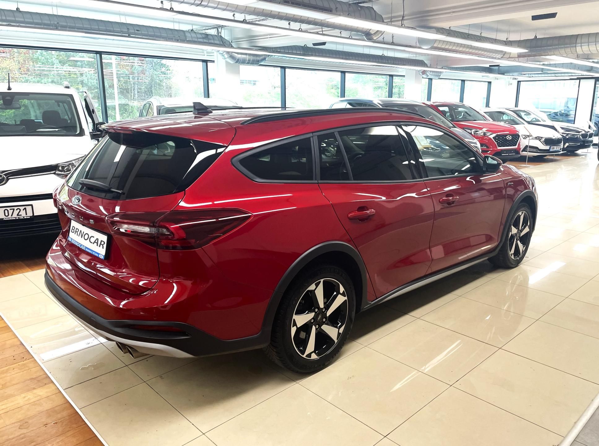 Ford Focus, 1.0 EcoBoost  Active X AT, ČR - fotka 6
