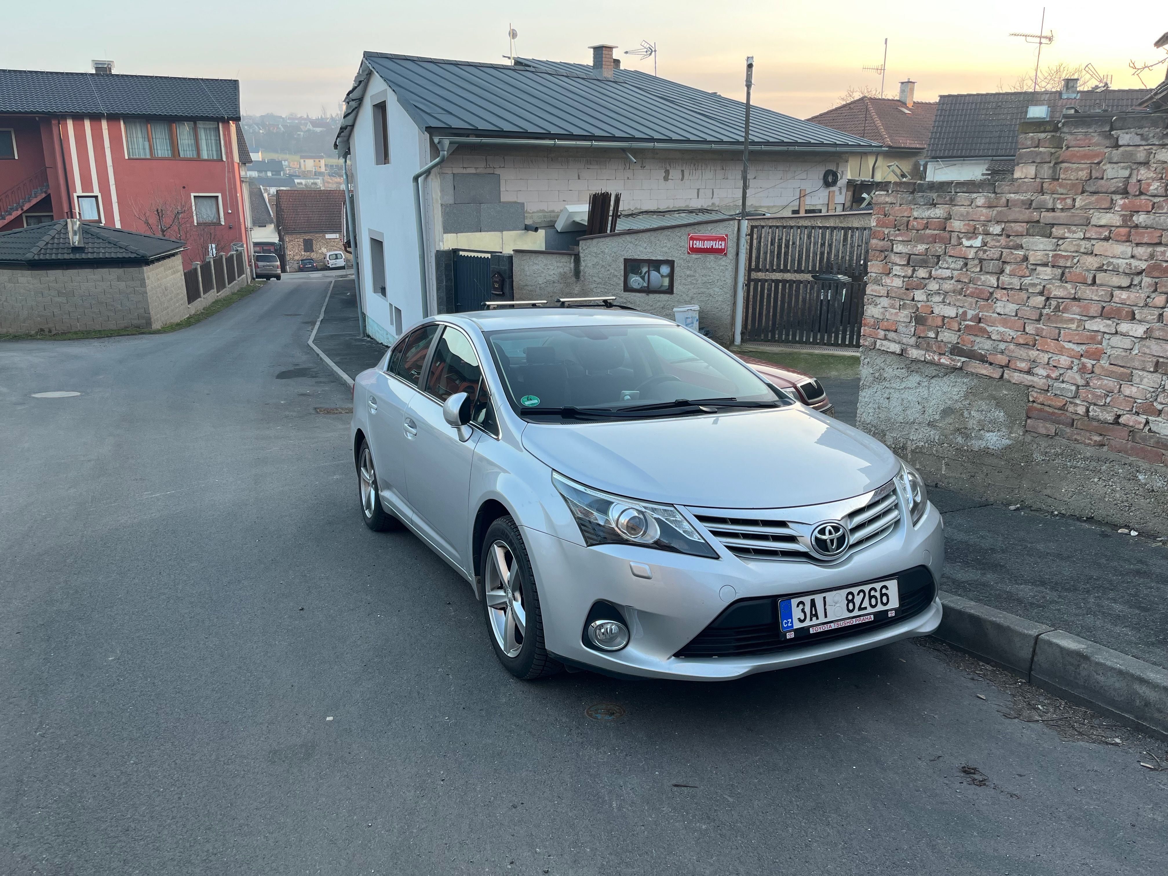 Toyota Avensis, 1.8 Valvematic