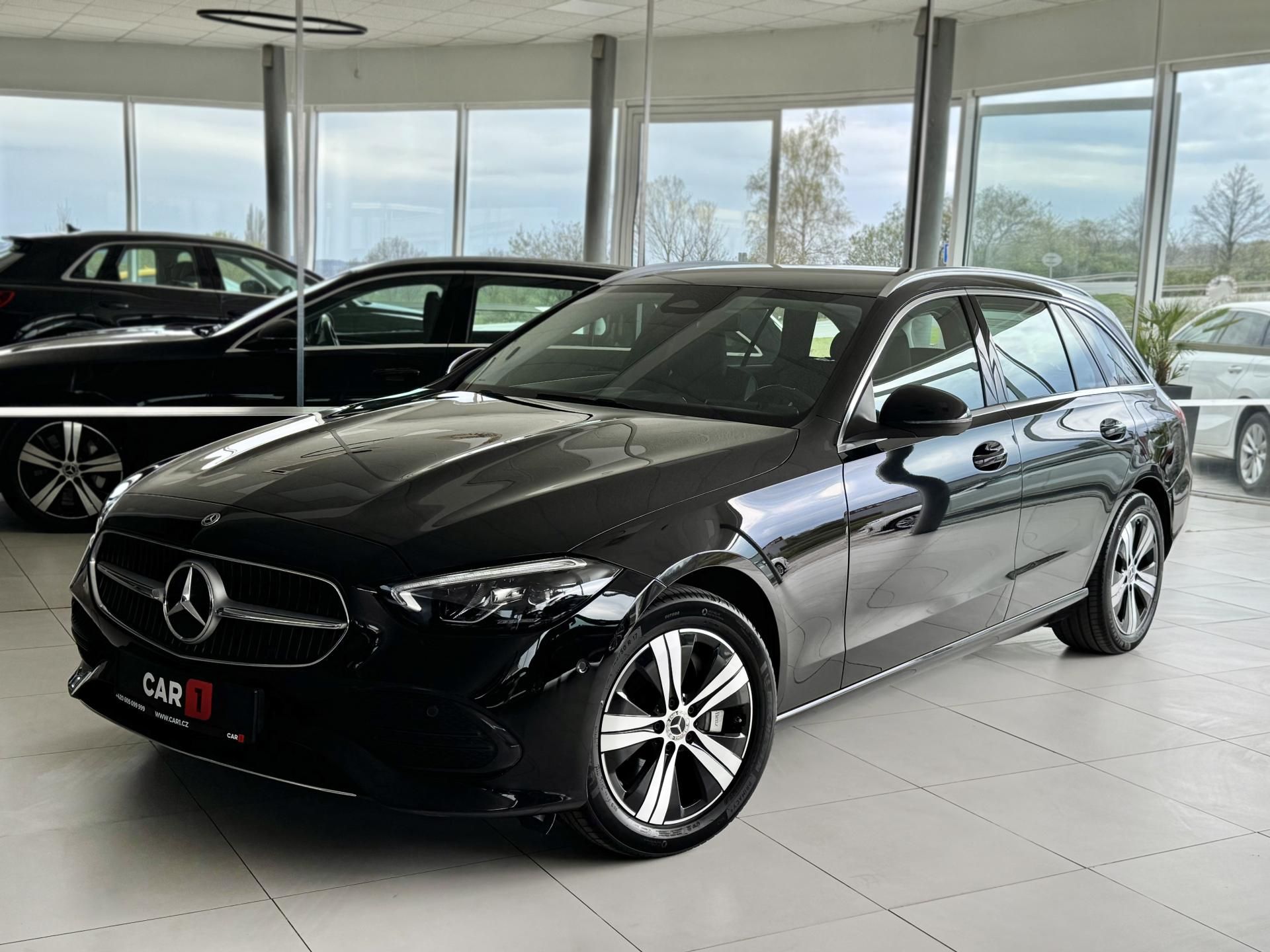 Mercedes-Benz Třídy C, 300eT*230kW*Avantg*Tažné*DPH