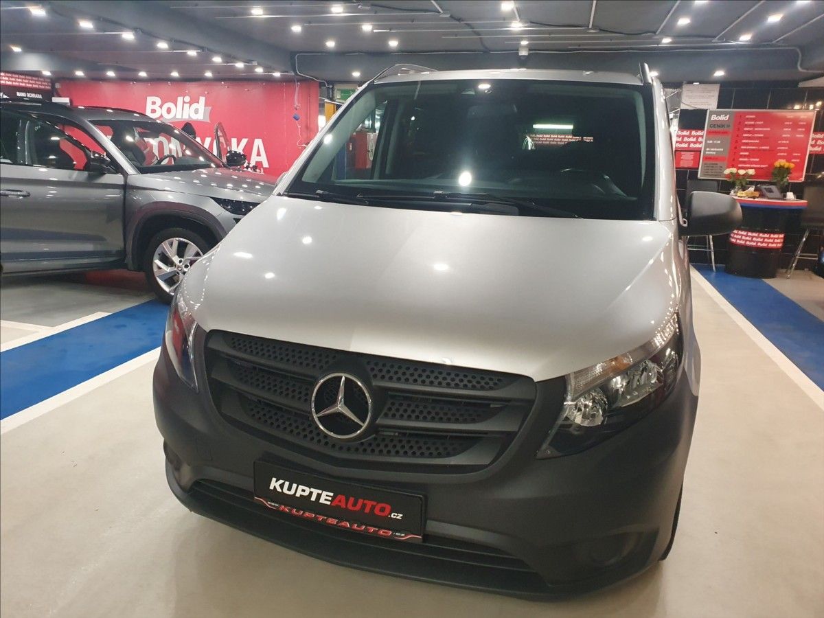 Mercedes-Benz Vito, 2,2 CDi - 6 míst - fotka 2