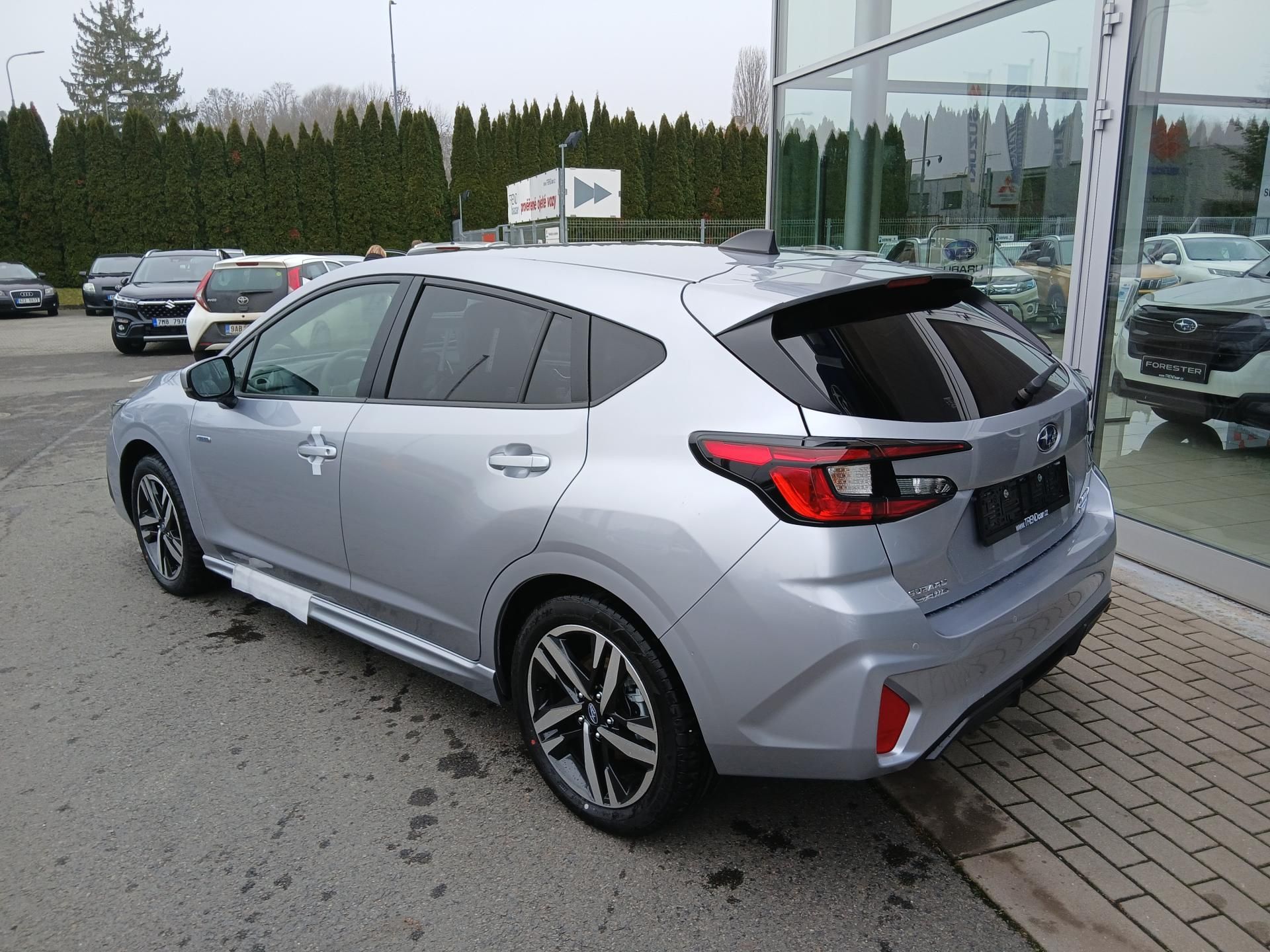 Subaru Impreza, IMPREZA EXECUTIVE 2,0i E-Boxer - fotka 3