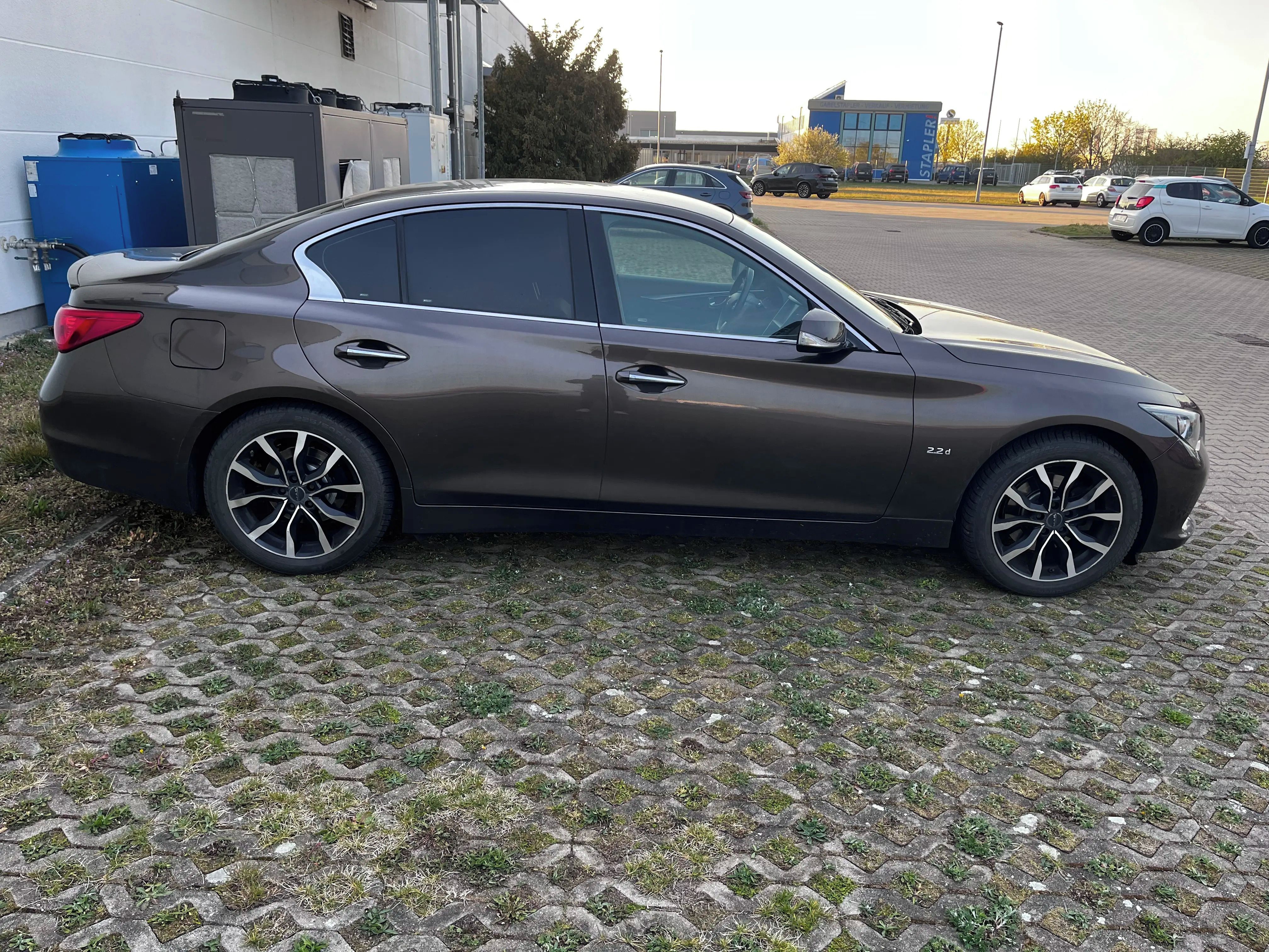 Infiniti Q50 - fotka 5