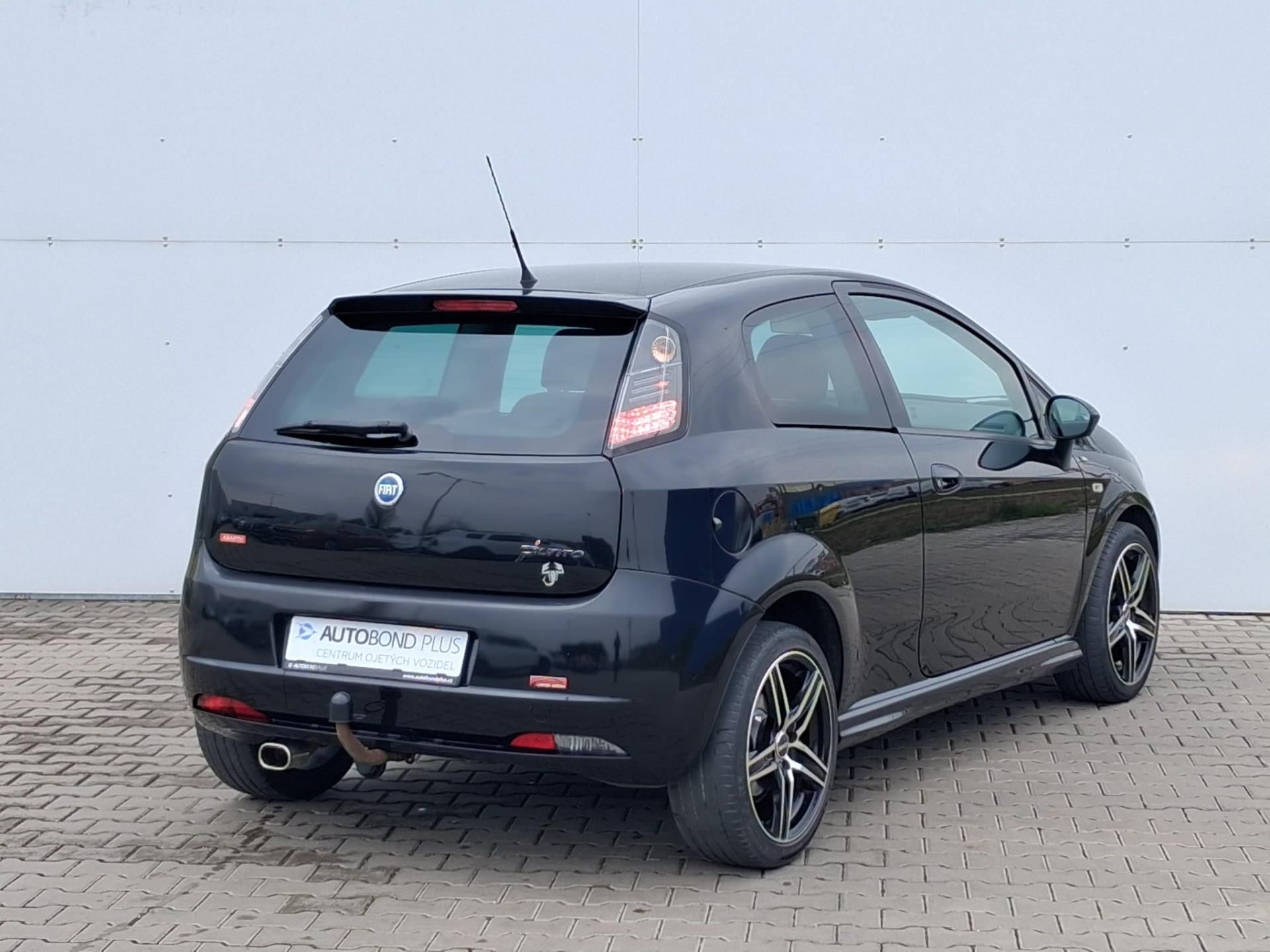 Fiat Punto, 1,4 70kW - fotka 2