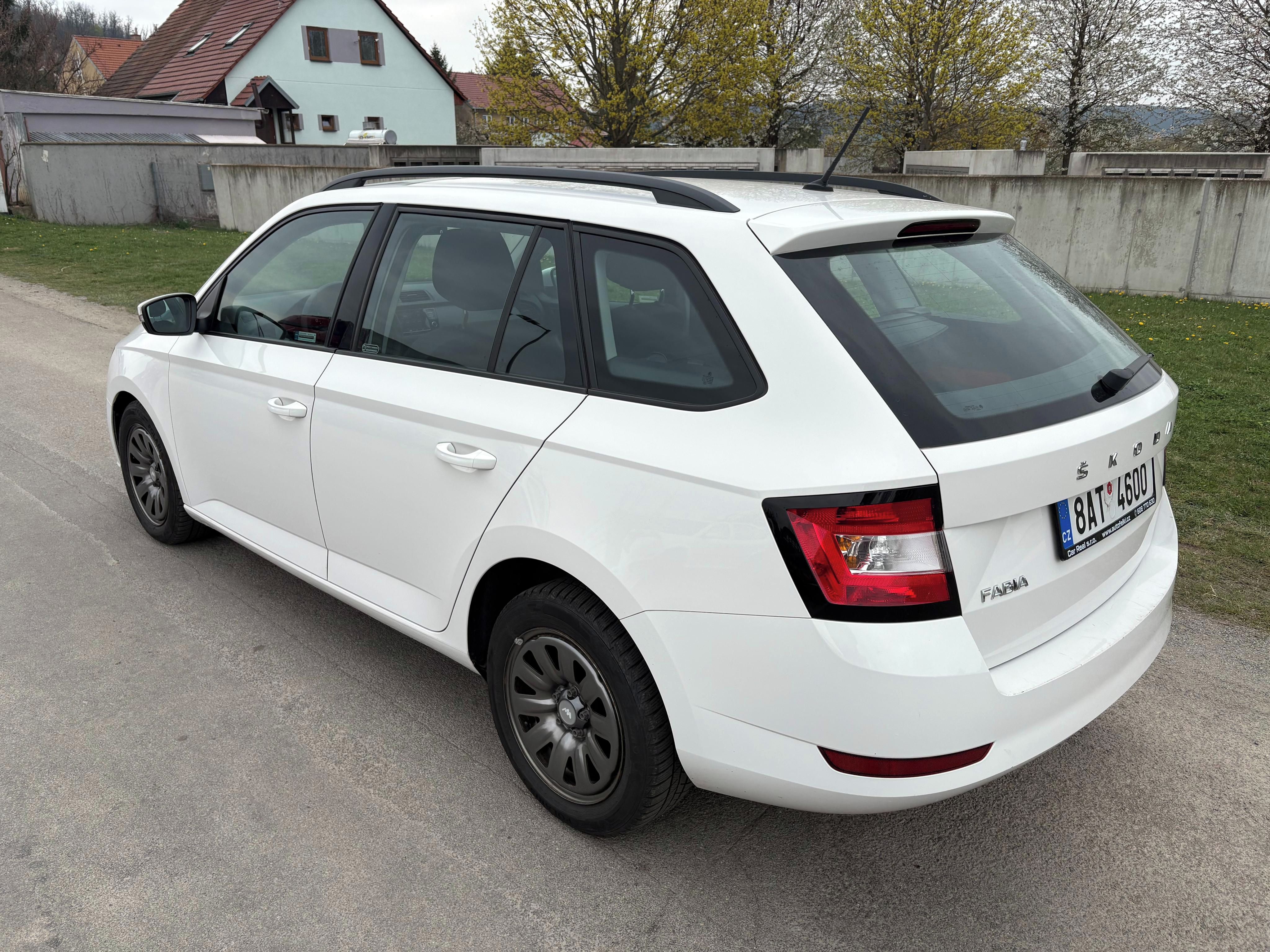 Škoda Fabia, 1.0TSi - 70kW Nové v ČR - fotka 4