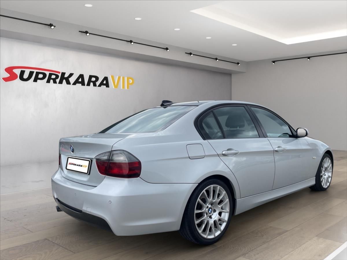 BMW Řada 3, 318d D.Klima*Vyhř.Sedadla*PDC - fotka 5