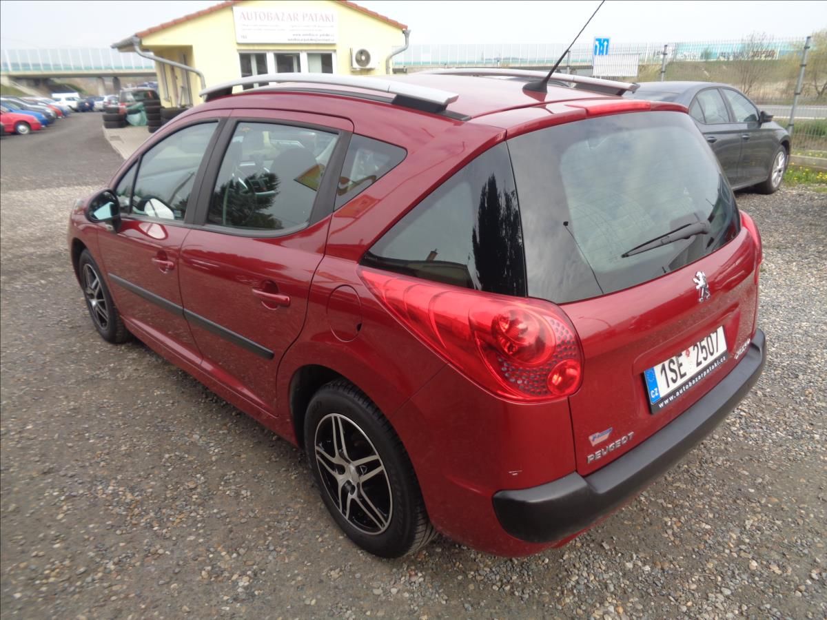 Peugeot 207, 1,4 - fotka 3