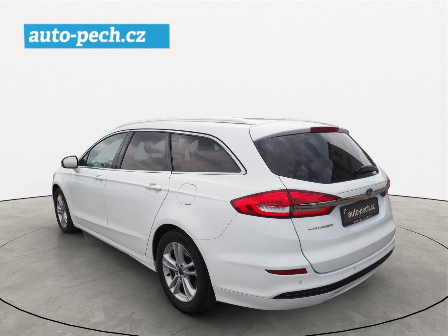 Ford Mondeo, 2.0 TDCi,110kW, Titanium, Aut. - fotka 2