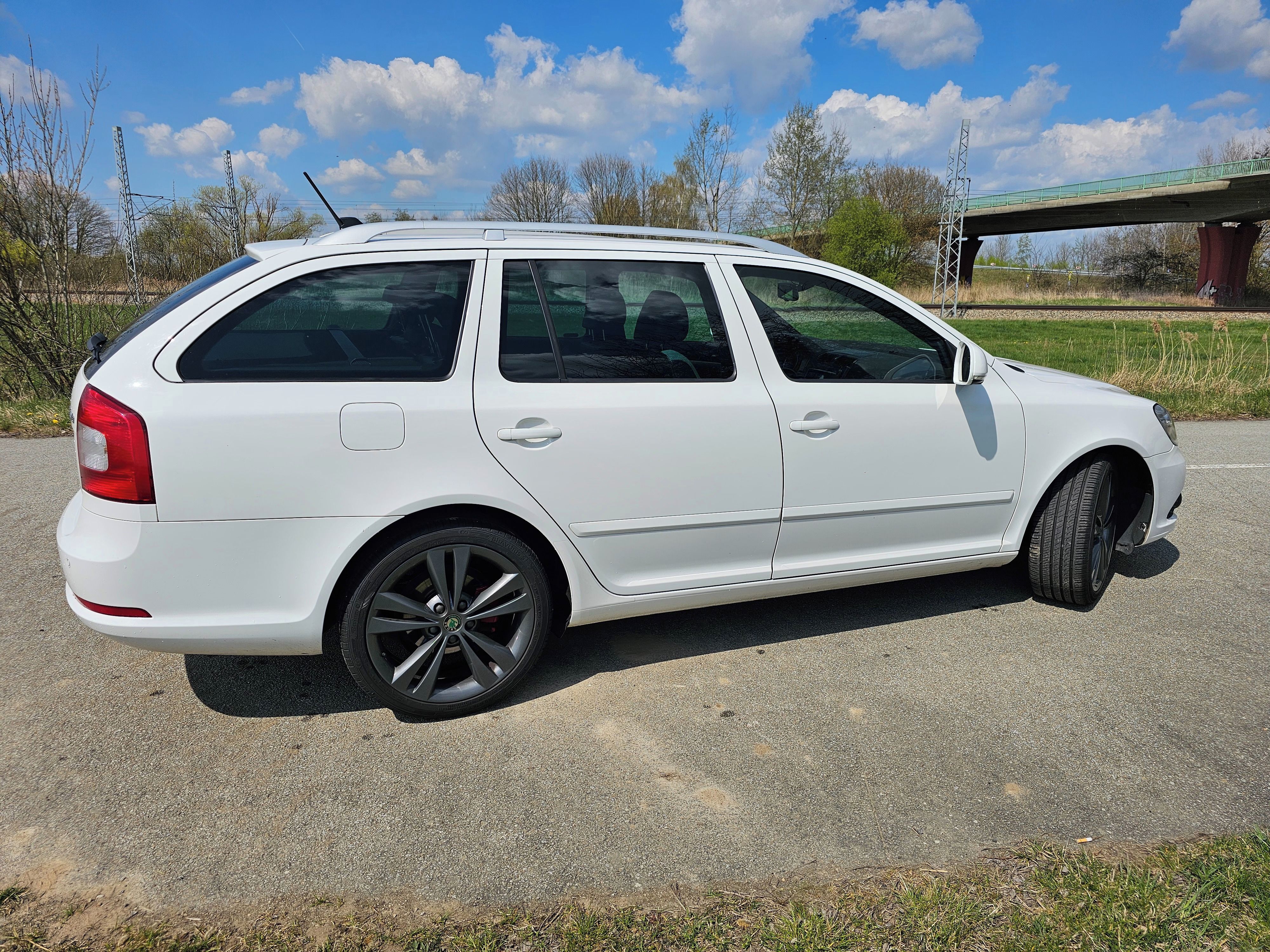 Škoda Octavia, RS 2.0 TSI - fotka 5