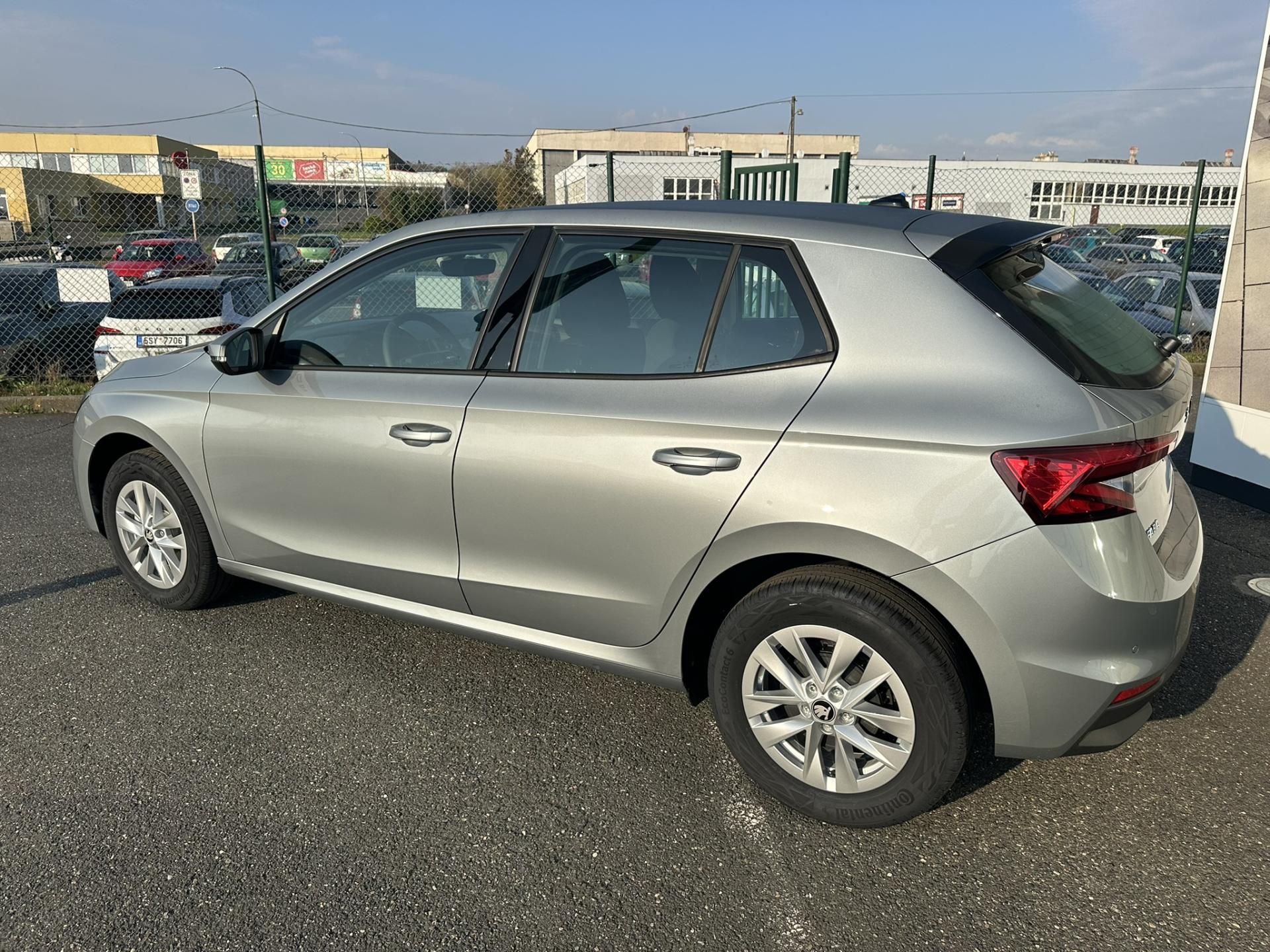 Škoda Fabia, CLASSIC 1.0TSI 70kW + tažné - fotka 3