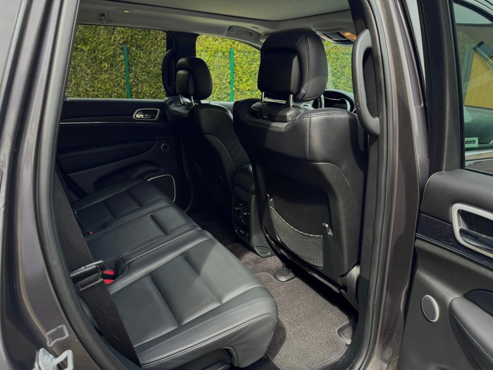 Jeep Grand Cherokee, 3.0 CRDi 184kW SUMMIT - fotka 4