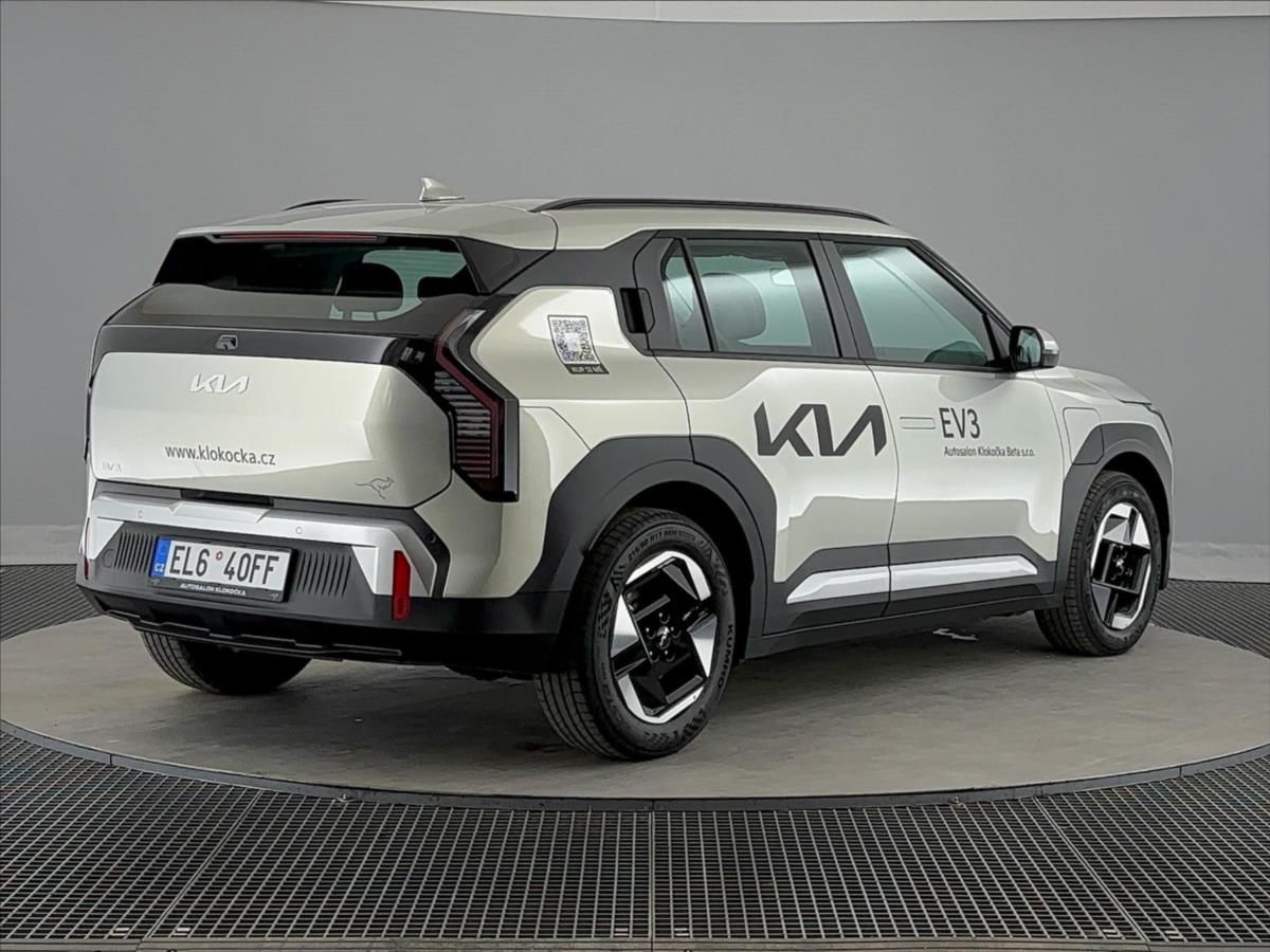 Kia EV3, AIR 81,4 kWh,150 kW - fotka 2