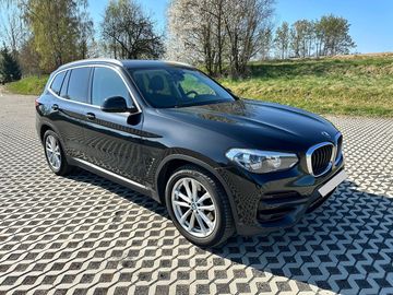 xDrive30i, nové v ČR, el.tažné
