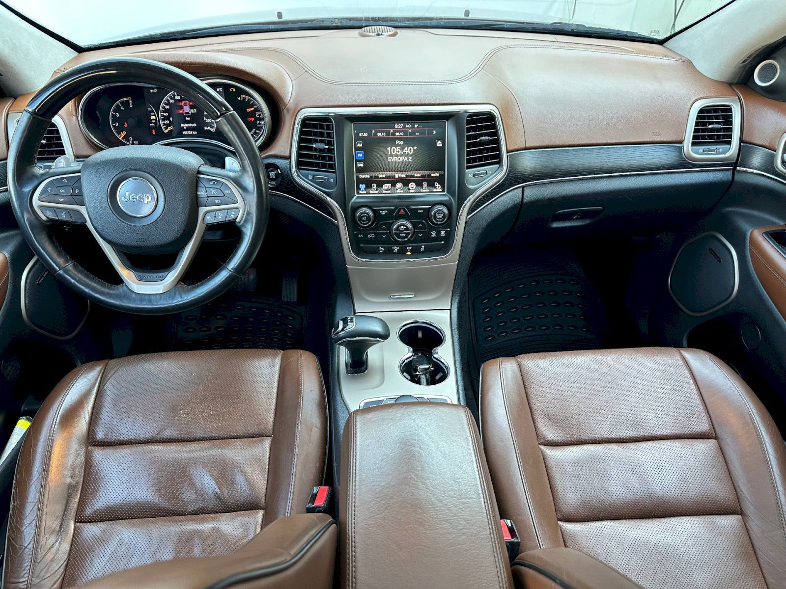 Jeep Grand Cherokee, 3,0L V6 Diesel 184kW Summit 4W - fotka 5