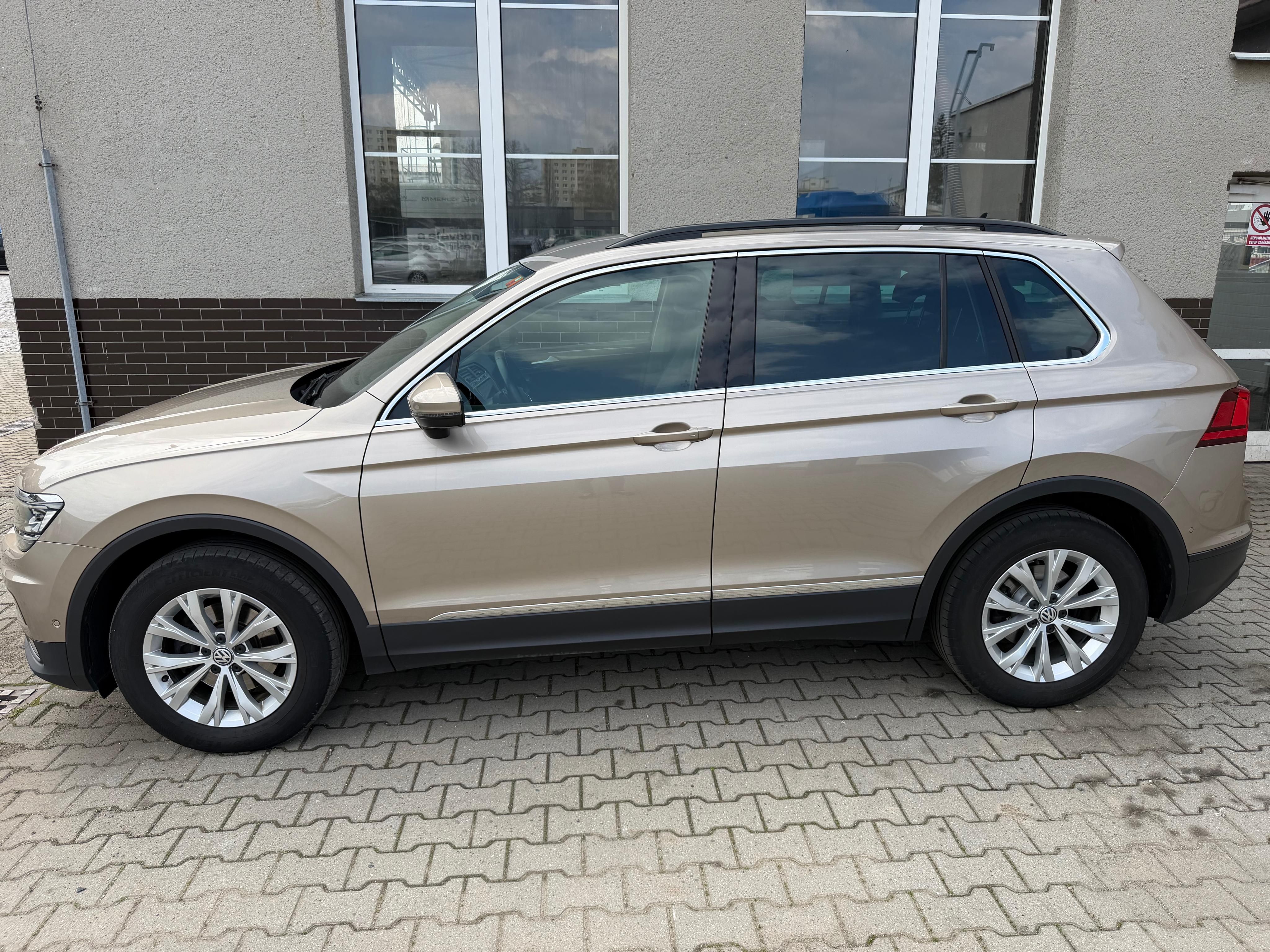 Volkswagen Tiguan, 2.0 TDI 4Motion DSG 110kW - fotka 4