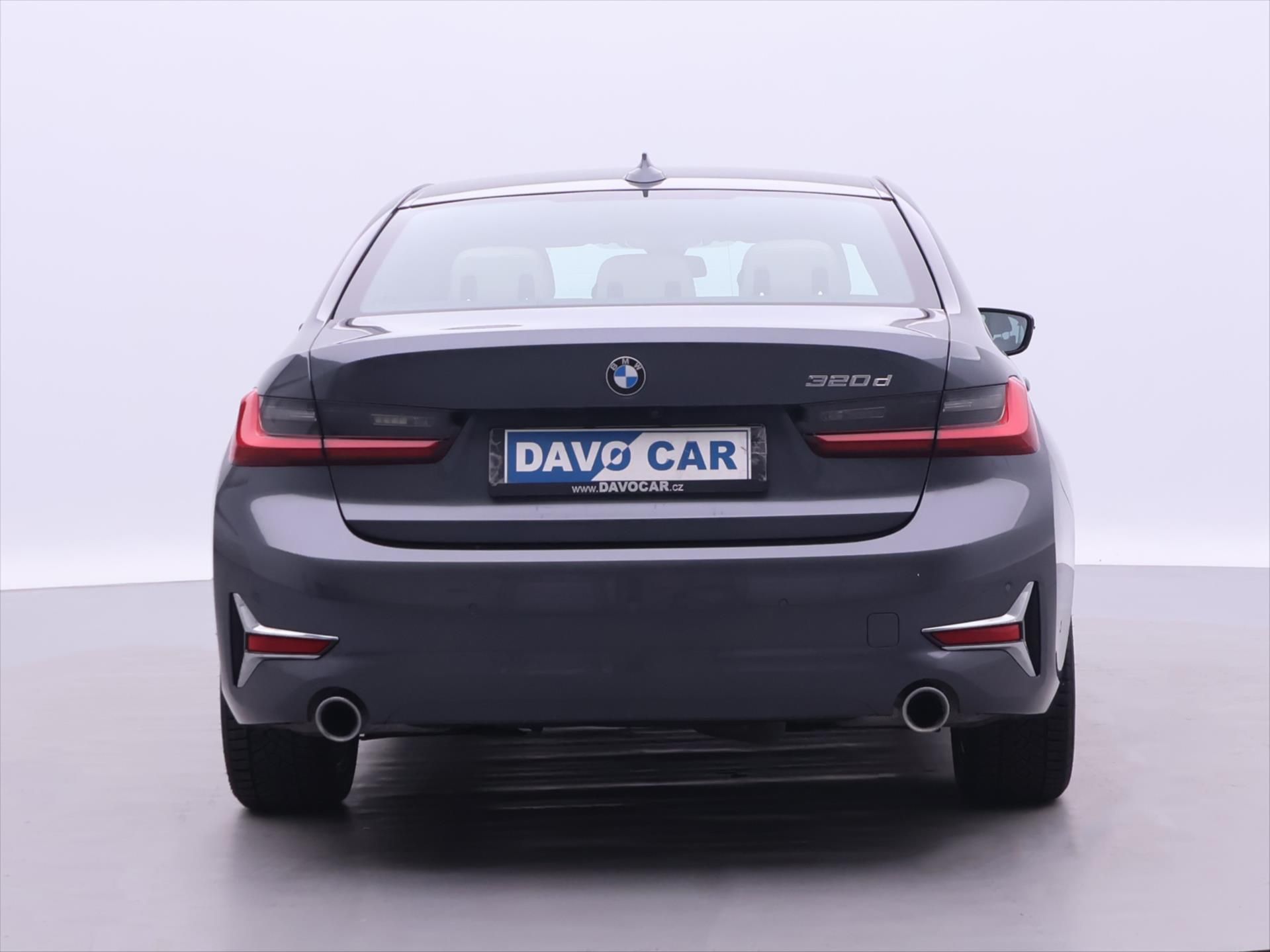 BMW Řada 3, 2,0 320d 140kW XDrive Aut. DPH - fotka 6
