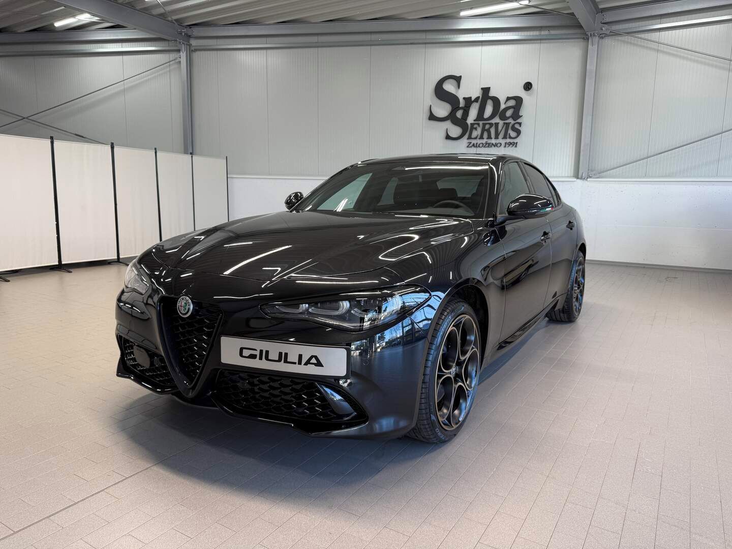 Alfa Romeo Giulia, 2.0 Turbo 280k AT8 AWD INTENSA