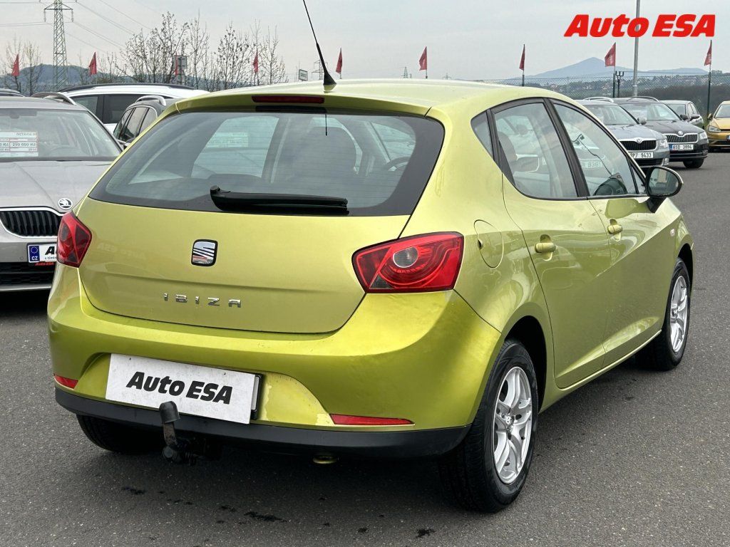 Seat Ibiza, 1.2,AC,temp,tažné - fotka 4