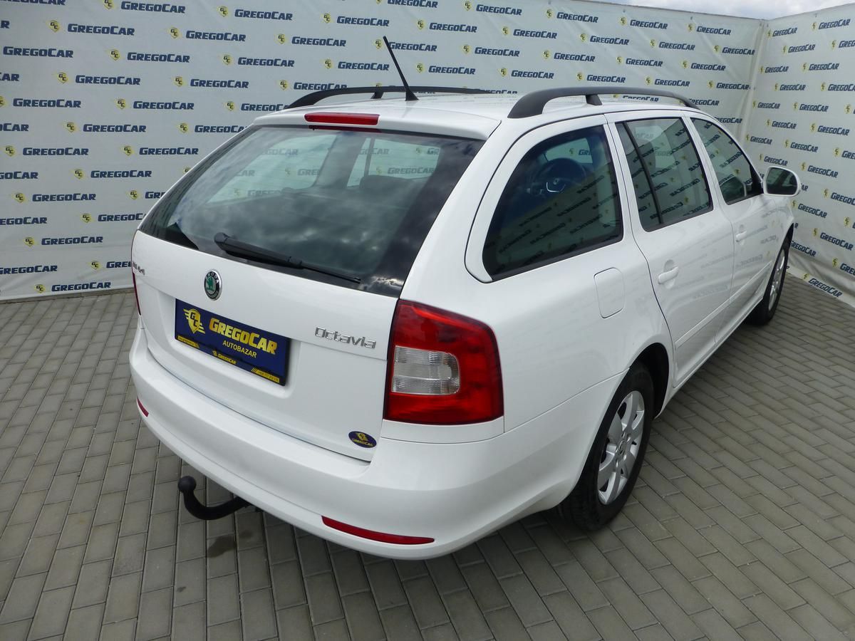 Škoda Octavia, 1,2TSI-77KW*KLIMA***TAŽNÉ* - fotka 6