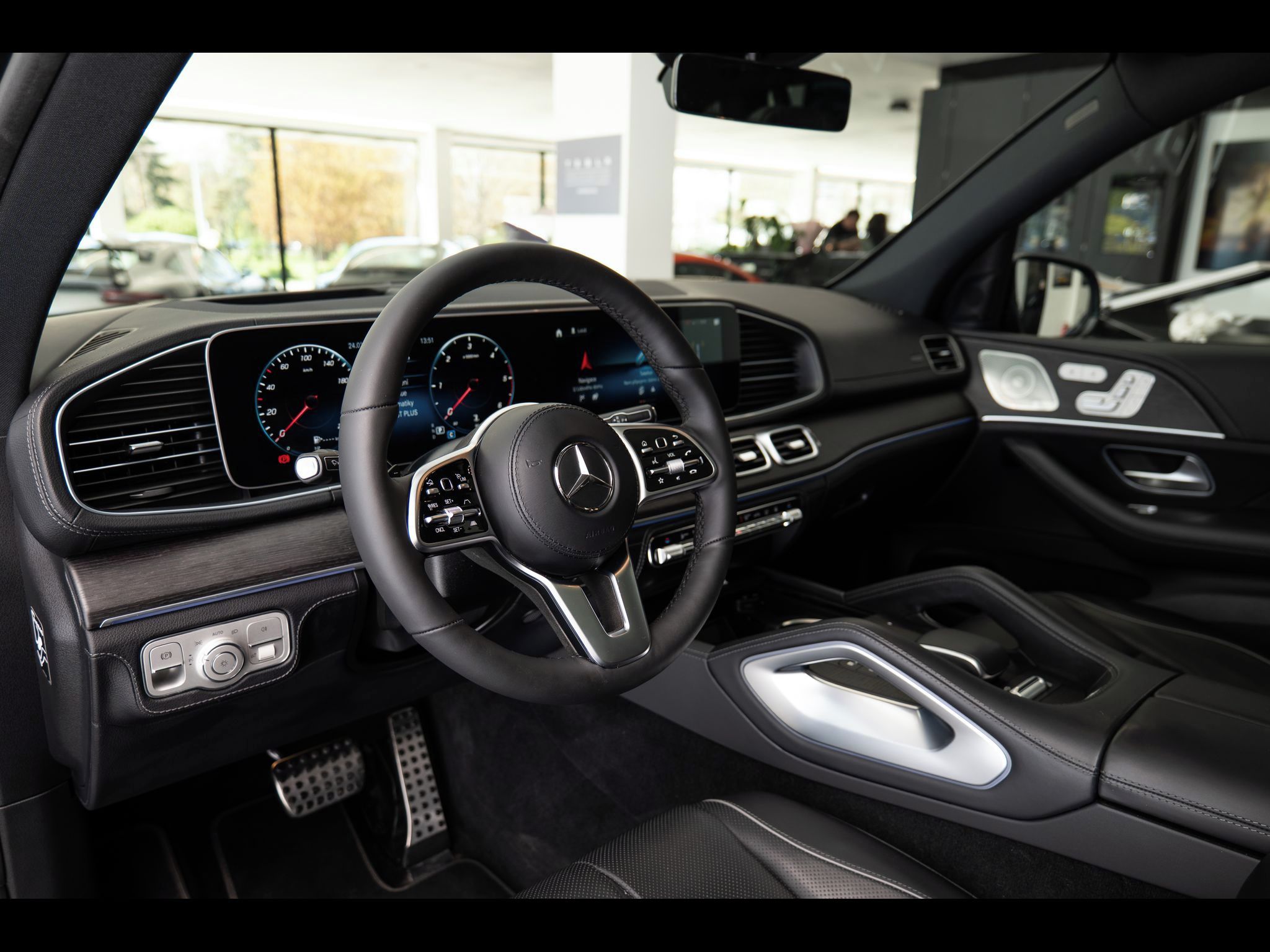 Mercedes-Benz GLS, 4Matic AMG Line - fotka 5