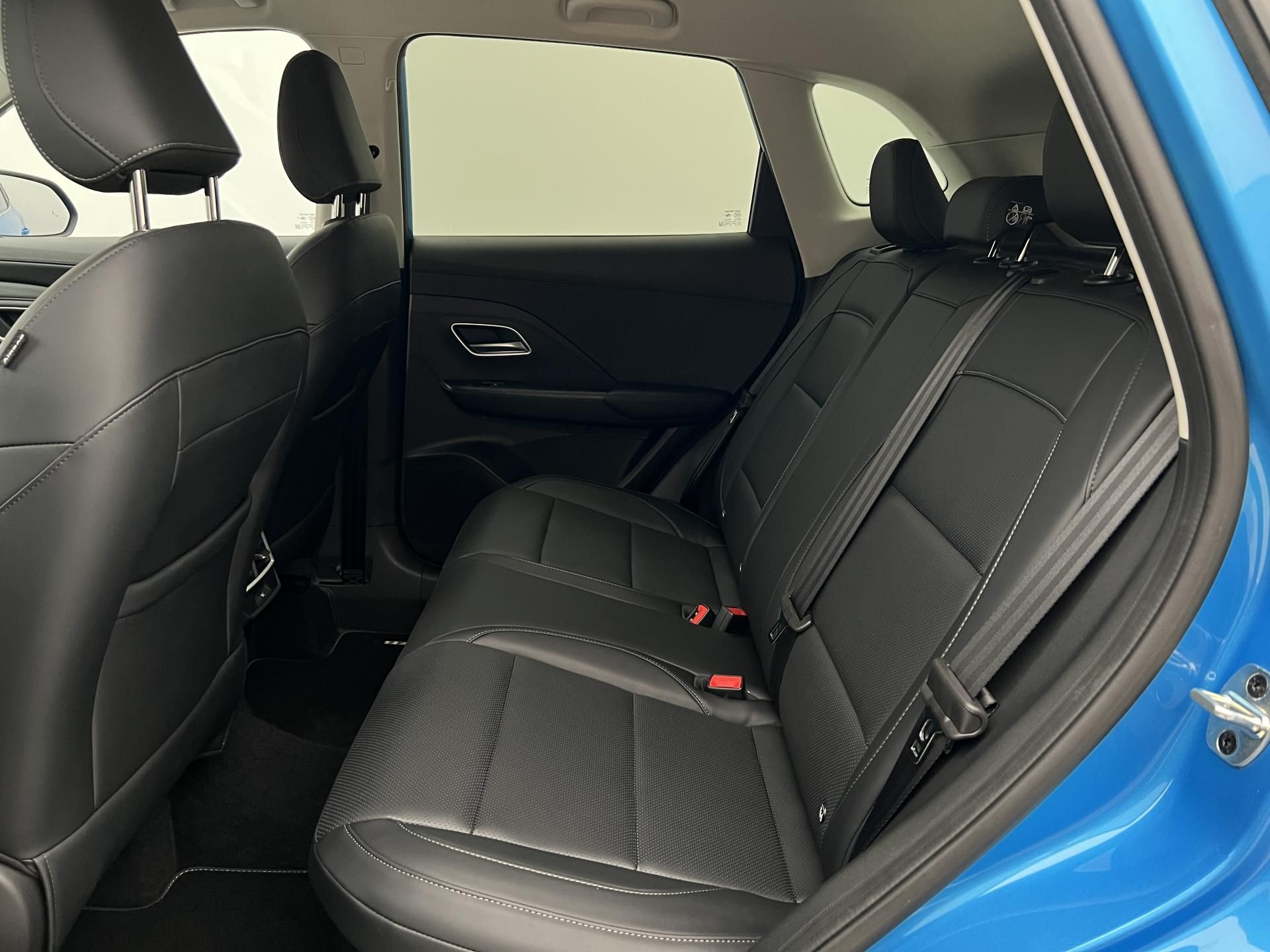 MG ZS, 1.5 EXCLUSIVE HYBRID+ AUT CZ - fotka 6