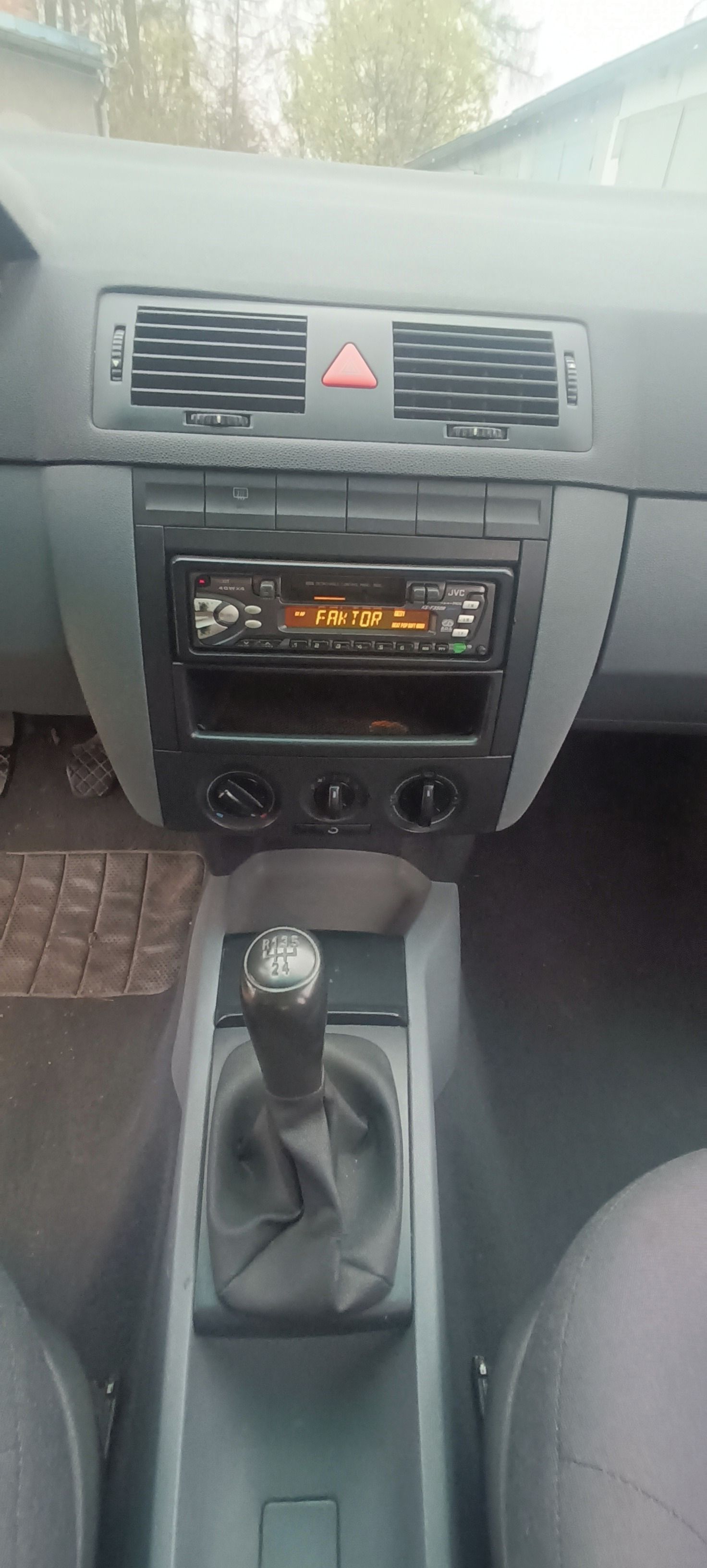 Škoda Fabia, Škoda Fabia 1.4MPI - fotka 6