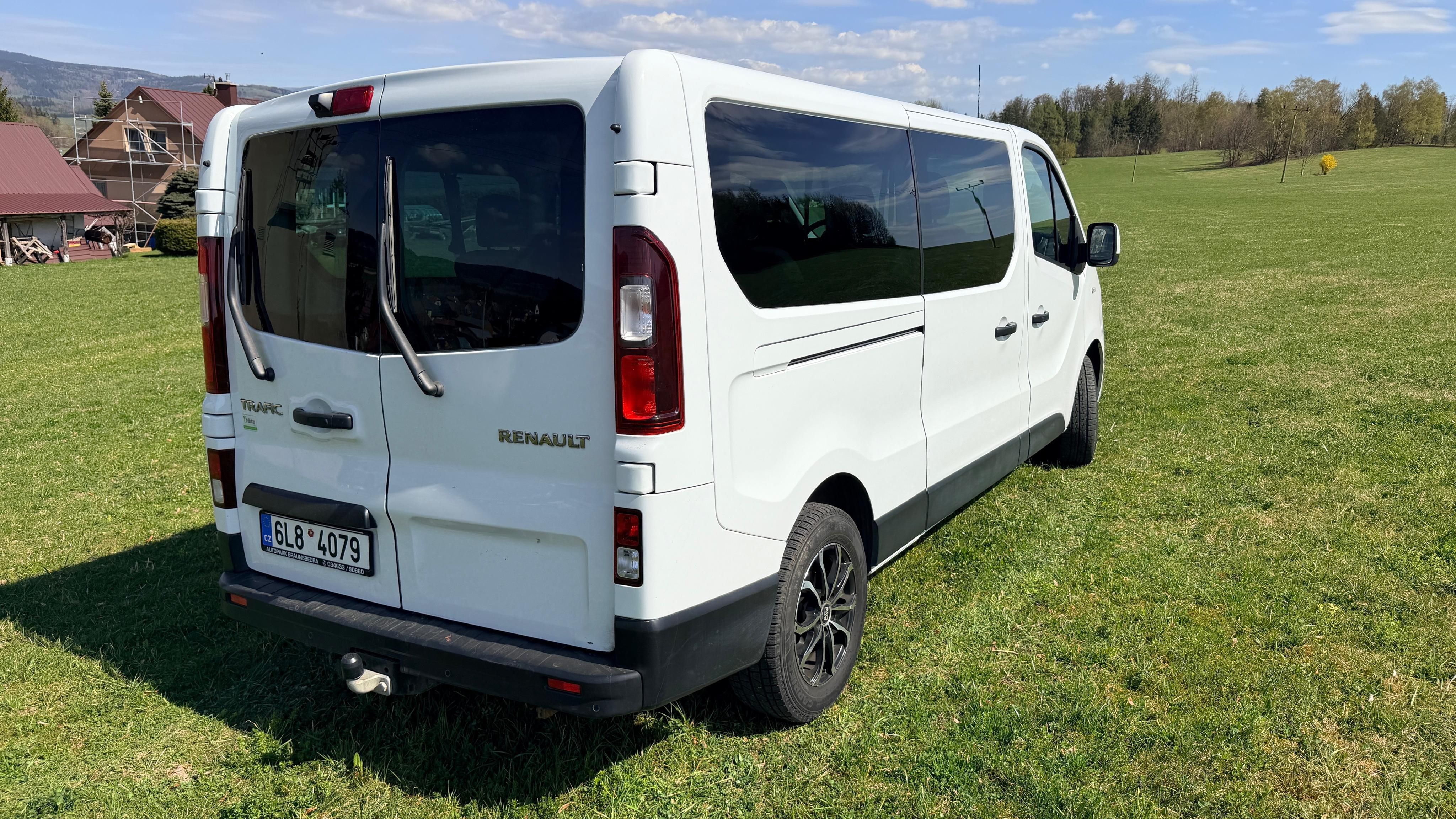 Renault Trafic, 2.0 dCi, 88 kW, 8 míst, tažné - fotka 6