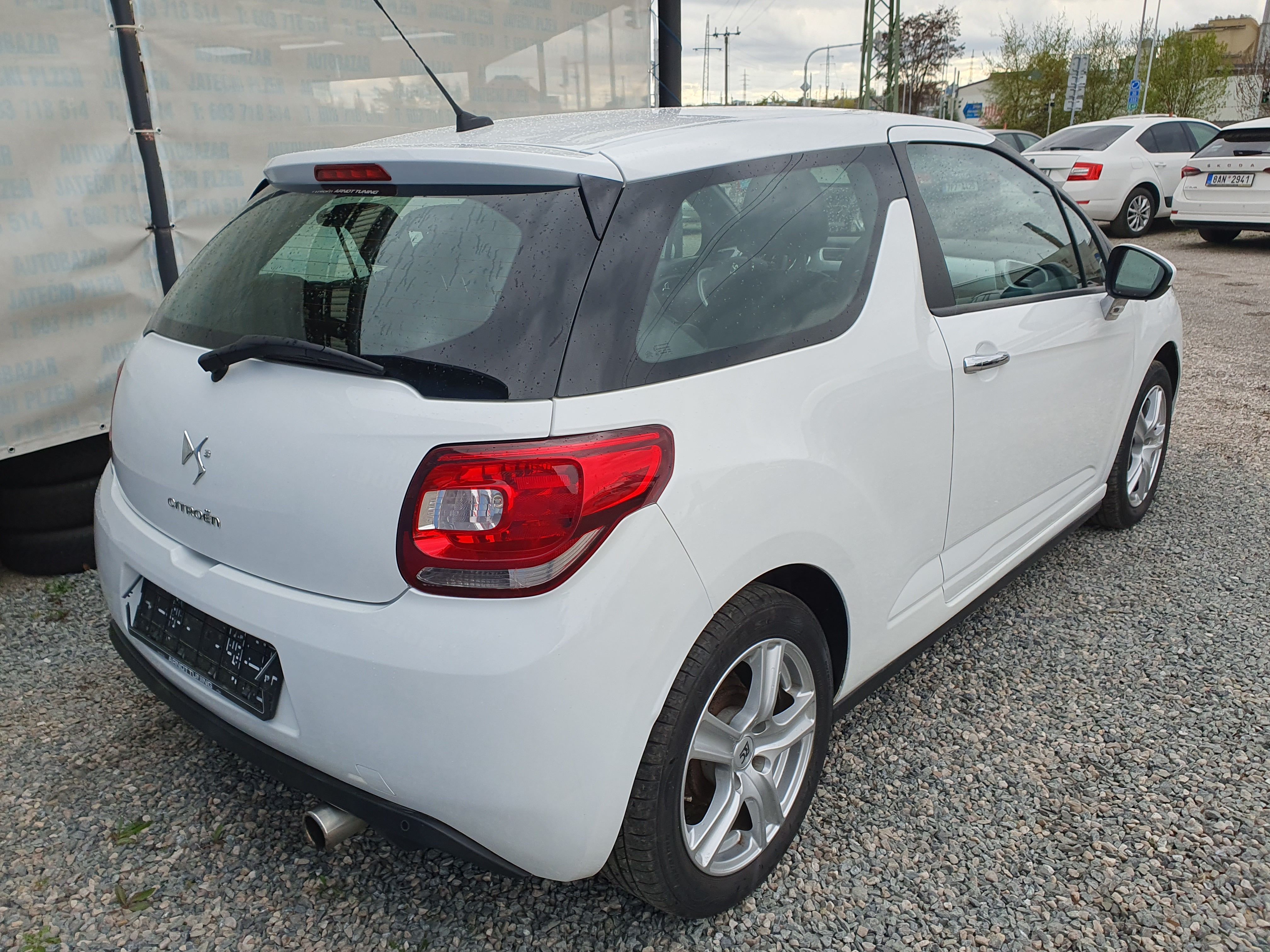Citroën DS3, 1.4 Í 70 KW - fotka 3