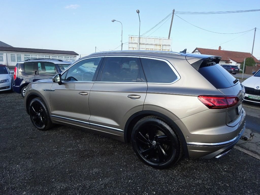 Volkswagen Touareg, 3,0 TDI V6 210kW - ČR + SERVIS - fotka 4