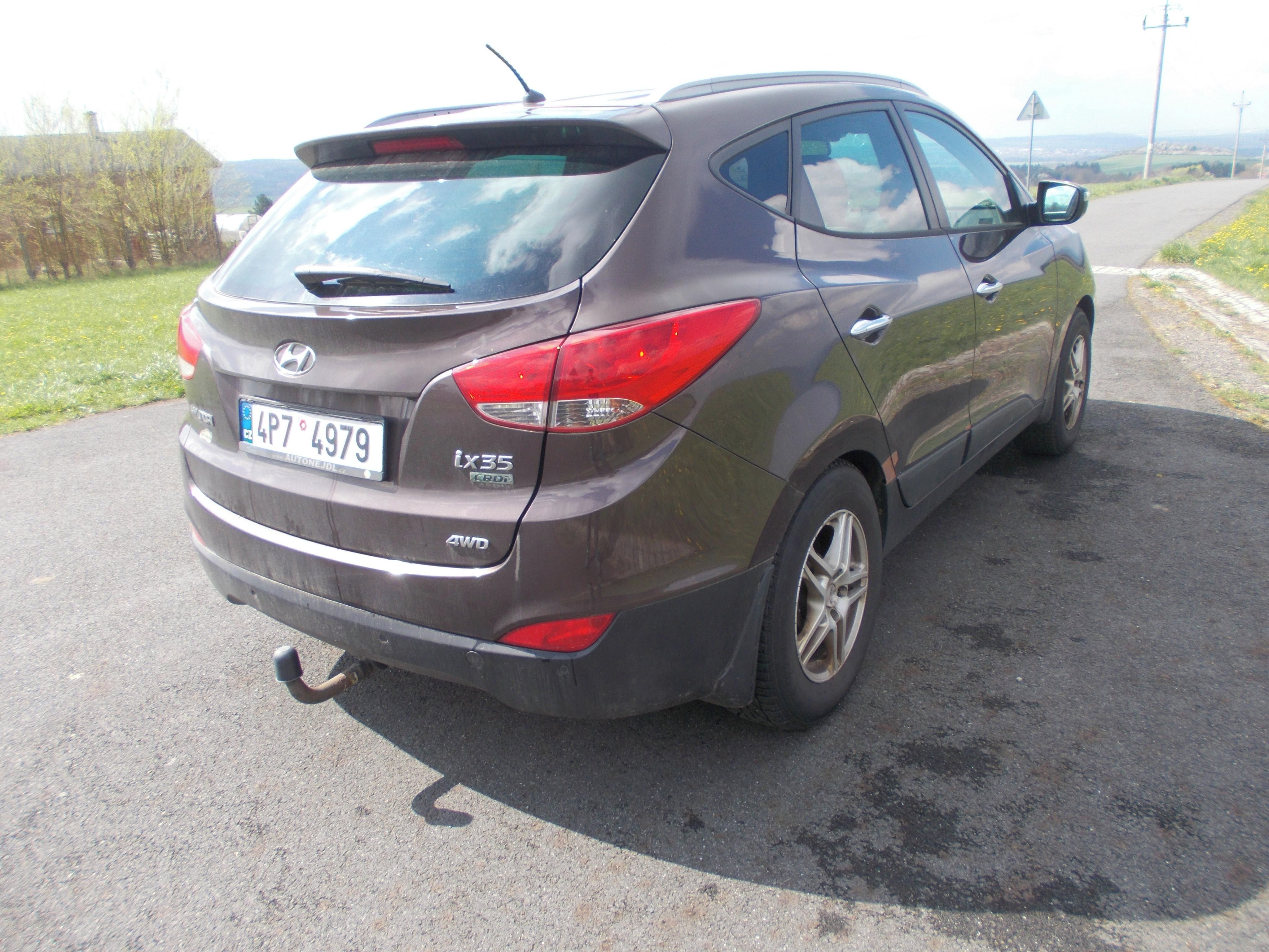Hyundai ix35, 2,0 CRDi 100kw 4x4 - fotka 5