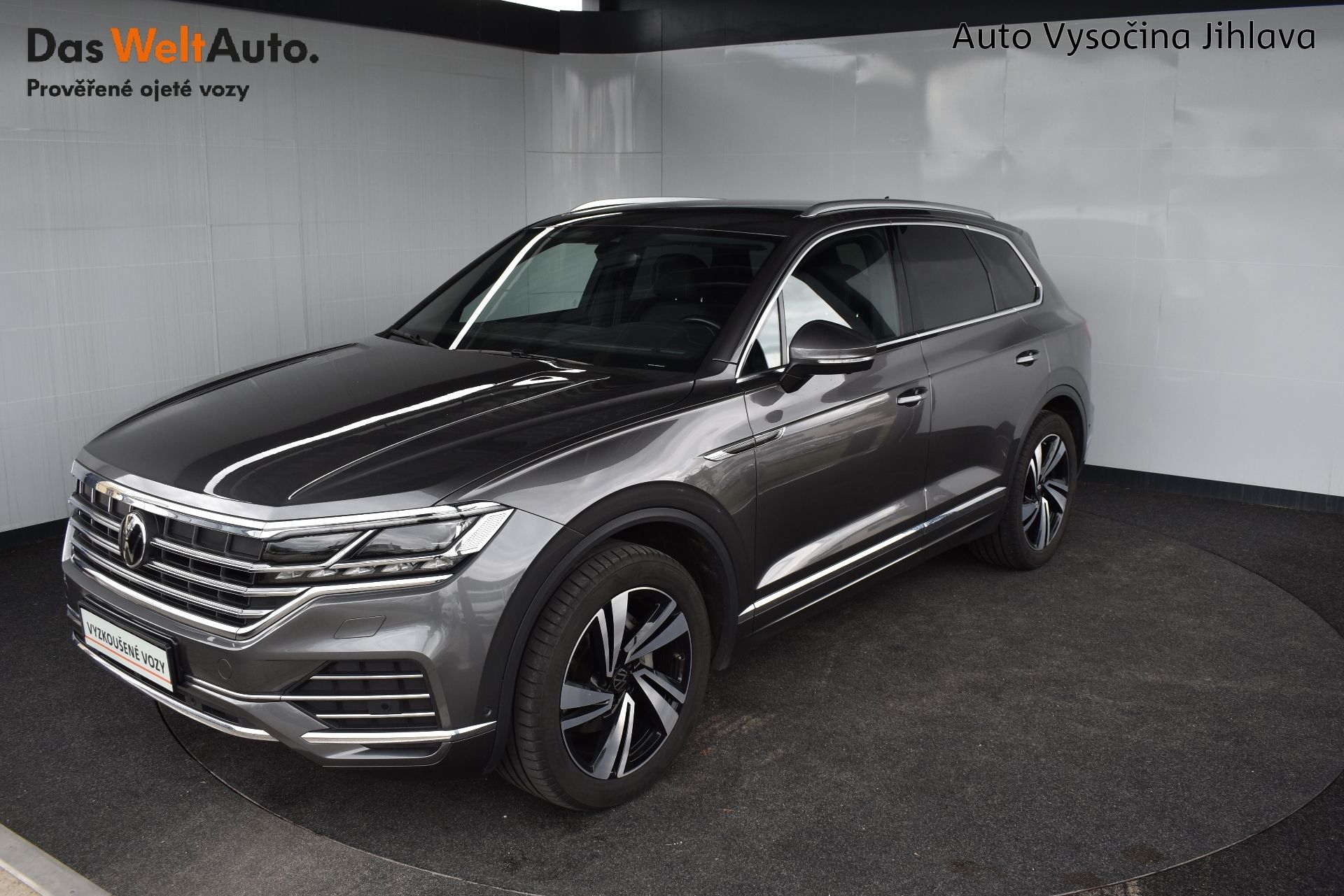 Volkswagen Touareg, 3.0TDI 210kW 4Motion, LED Matr