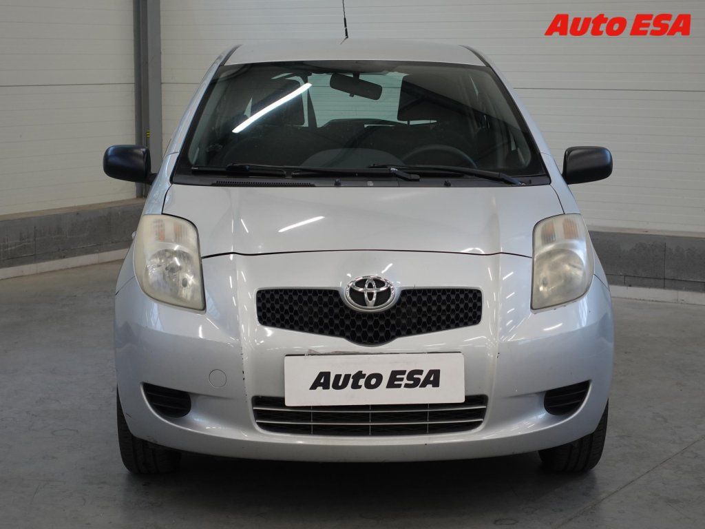 Toyota Yaris, 1.1VVT-i - fotka 2