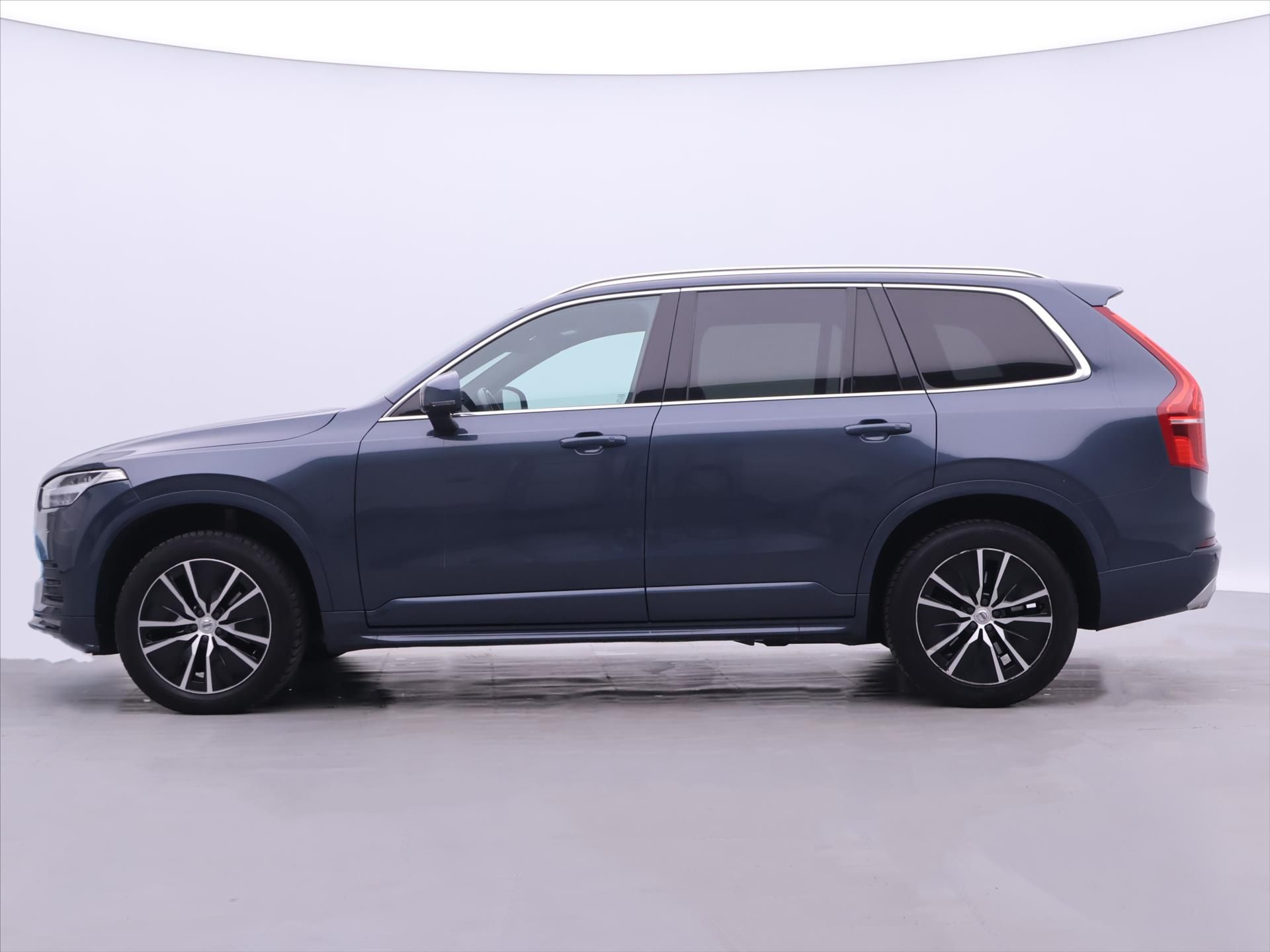 Volvo XC90, 2,0 D5 173 kW AWD Momentum DPH - fotka 4
