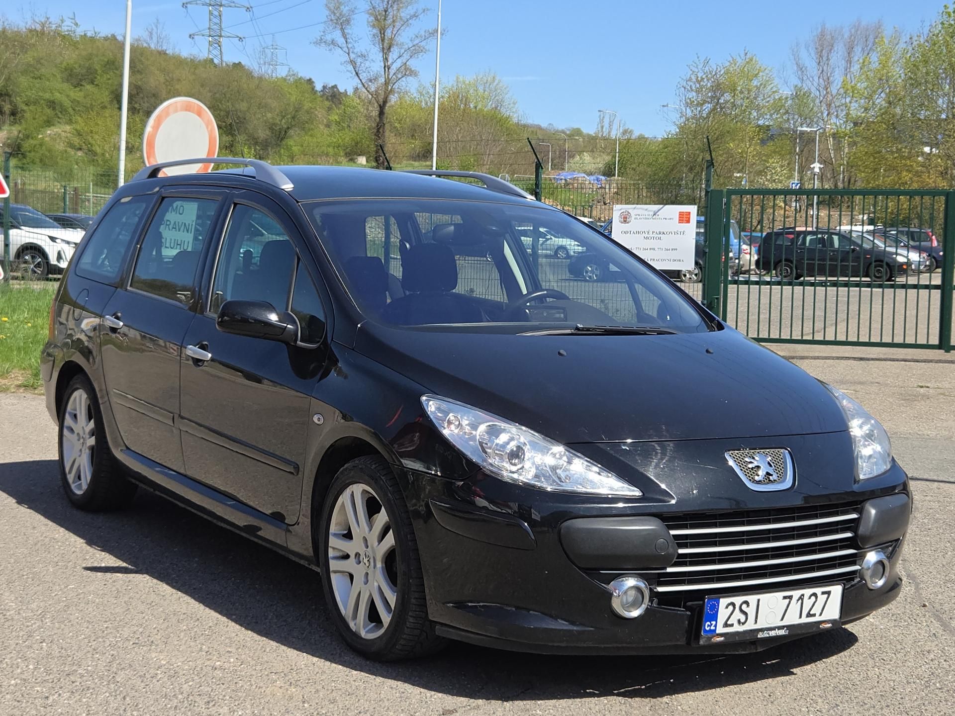 Peugeot 307, 1,6HDi PANORAMA splátky všem! - fotka 3