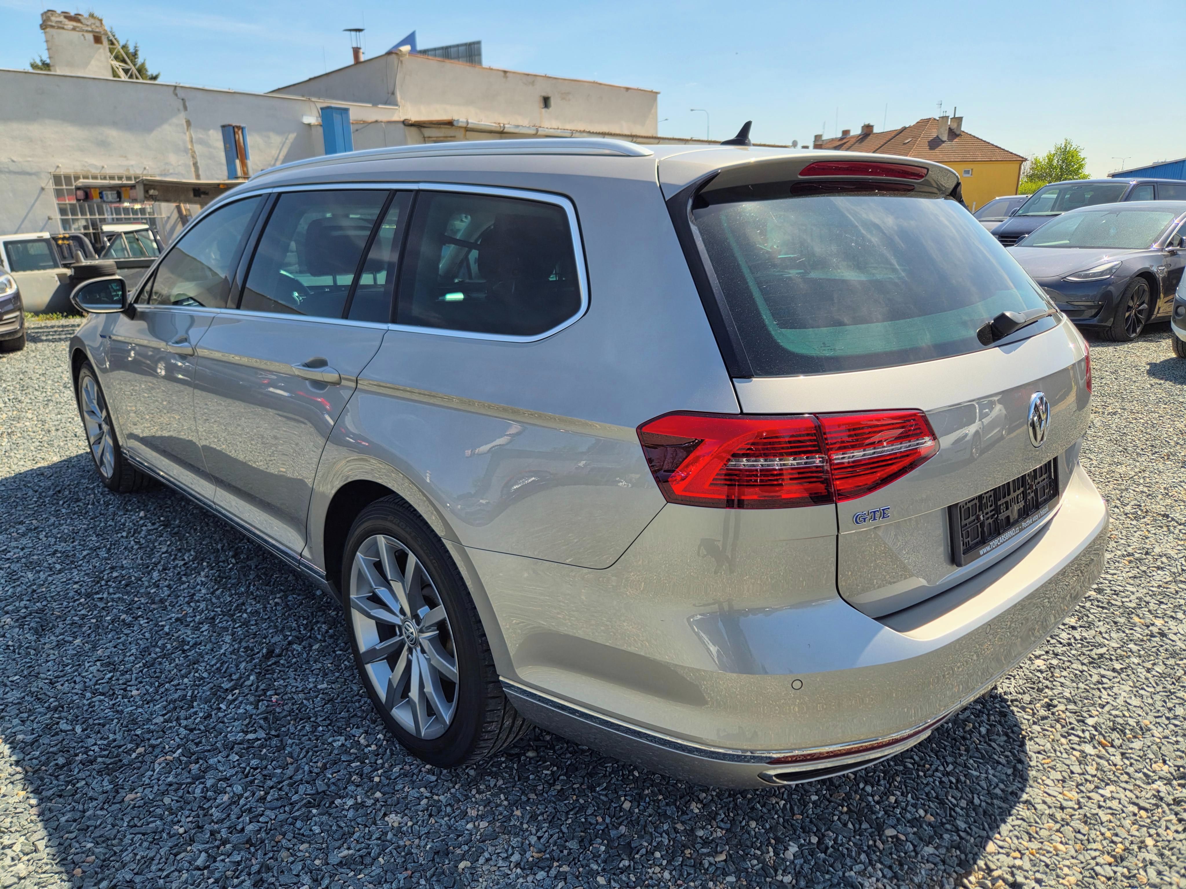 Volkswagen Passat Variant, GTE 1.4 TSI 12/2015 172TKM - fotka 5