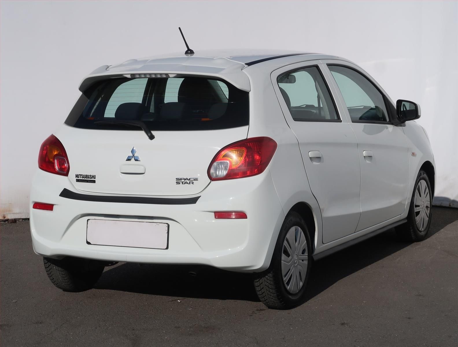 Mitsubishi Space Star, 1.0 MIVEC, Klima, El. okna - fotka 5