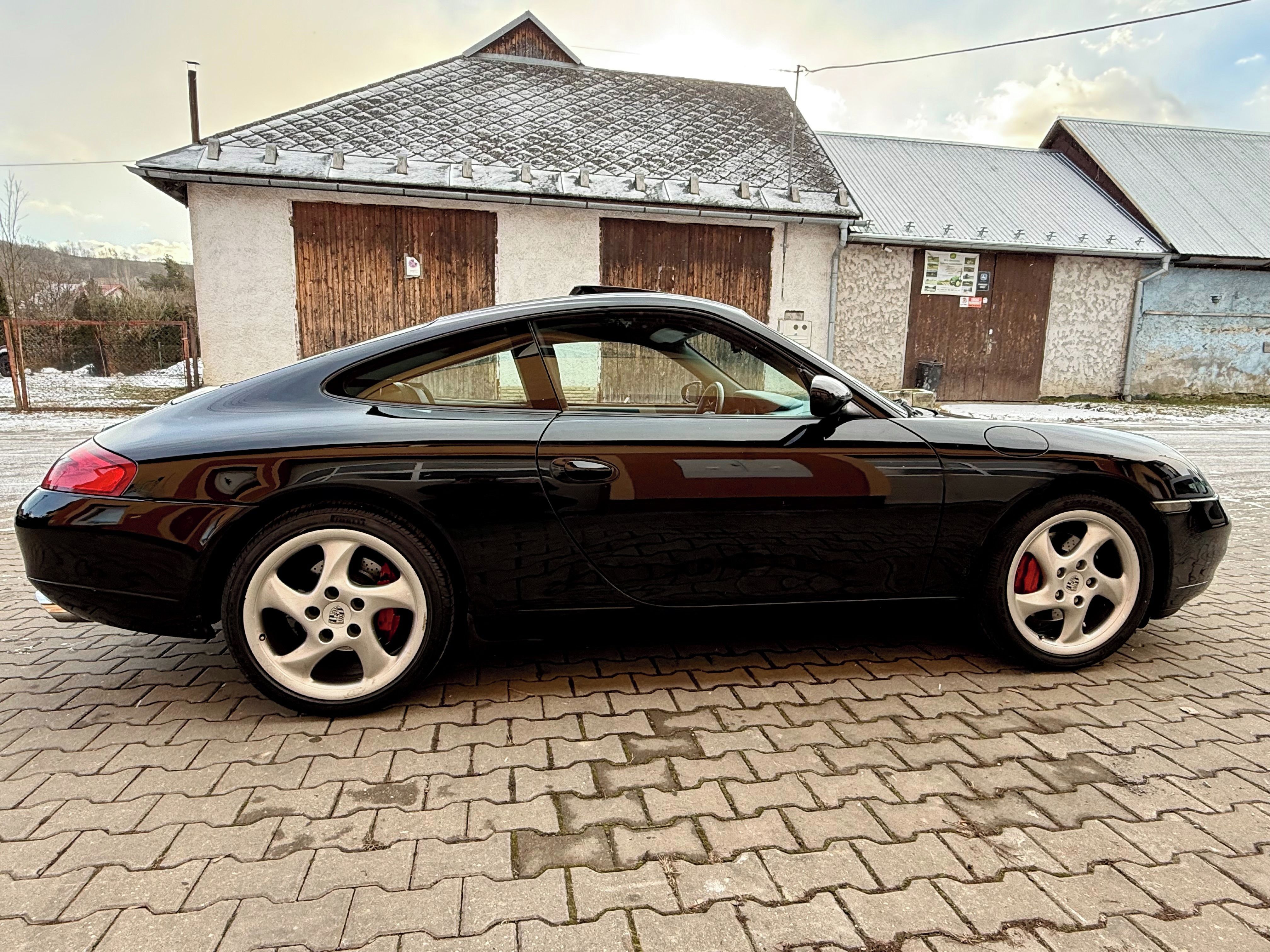 Porsche 911, Carrera 996 - fotka 6