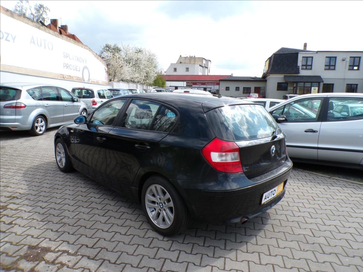 BMW Řada 1, 1,6   116i - fotka 4