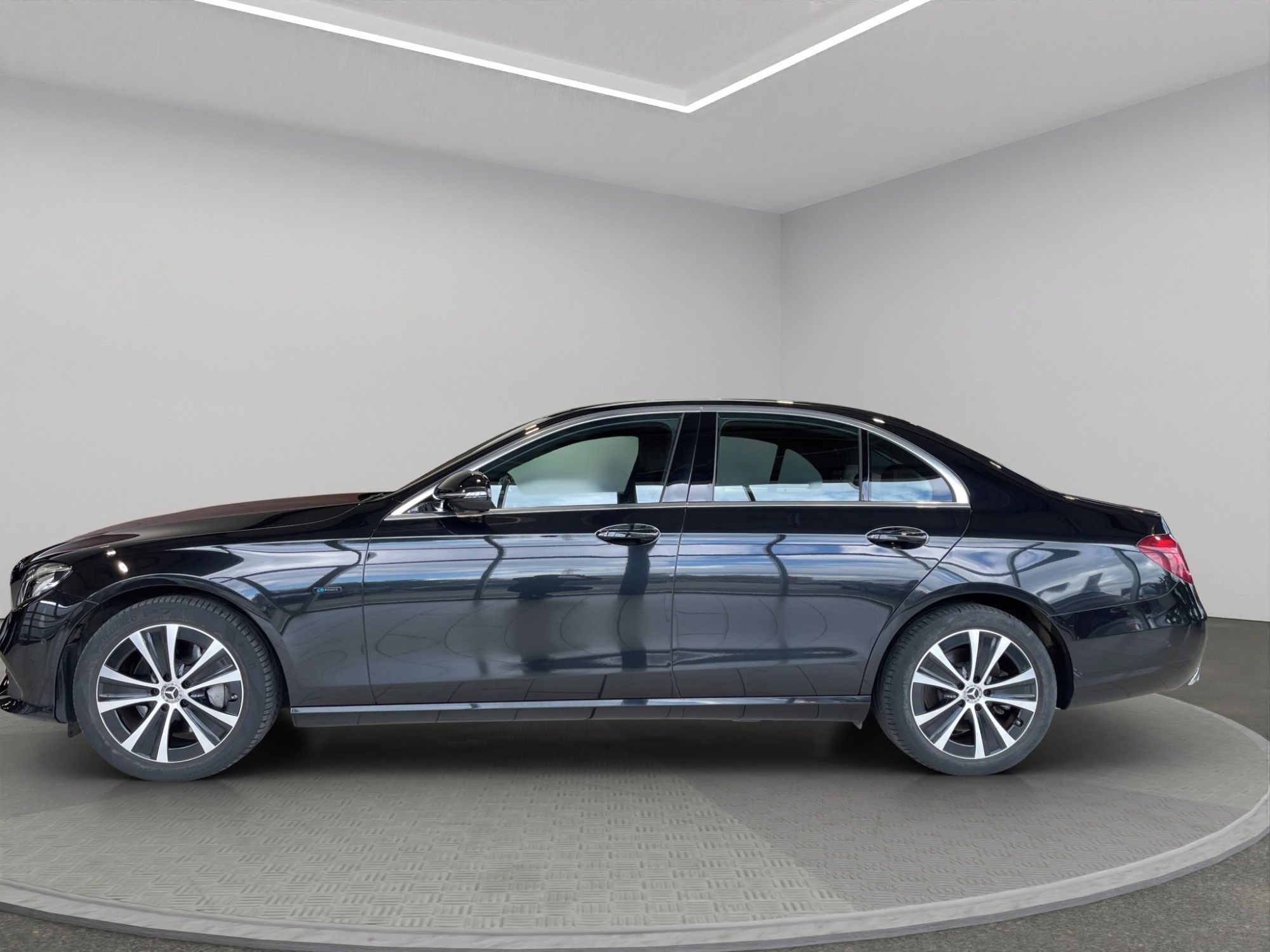 Mercedes-Benz Třídy E - fotka 5