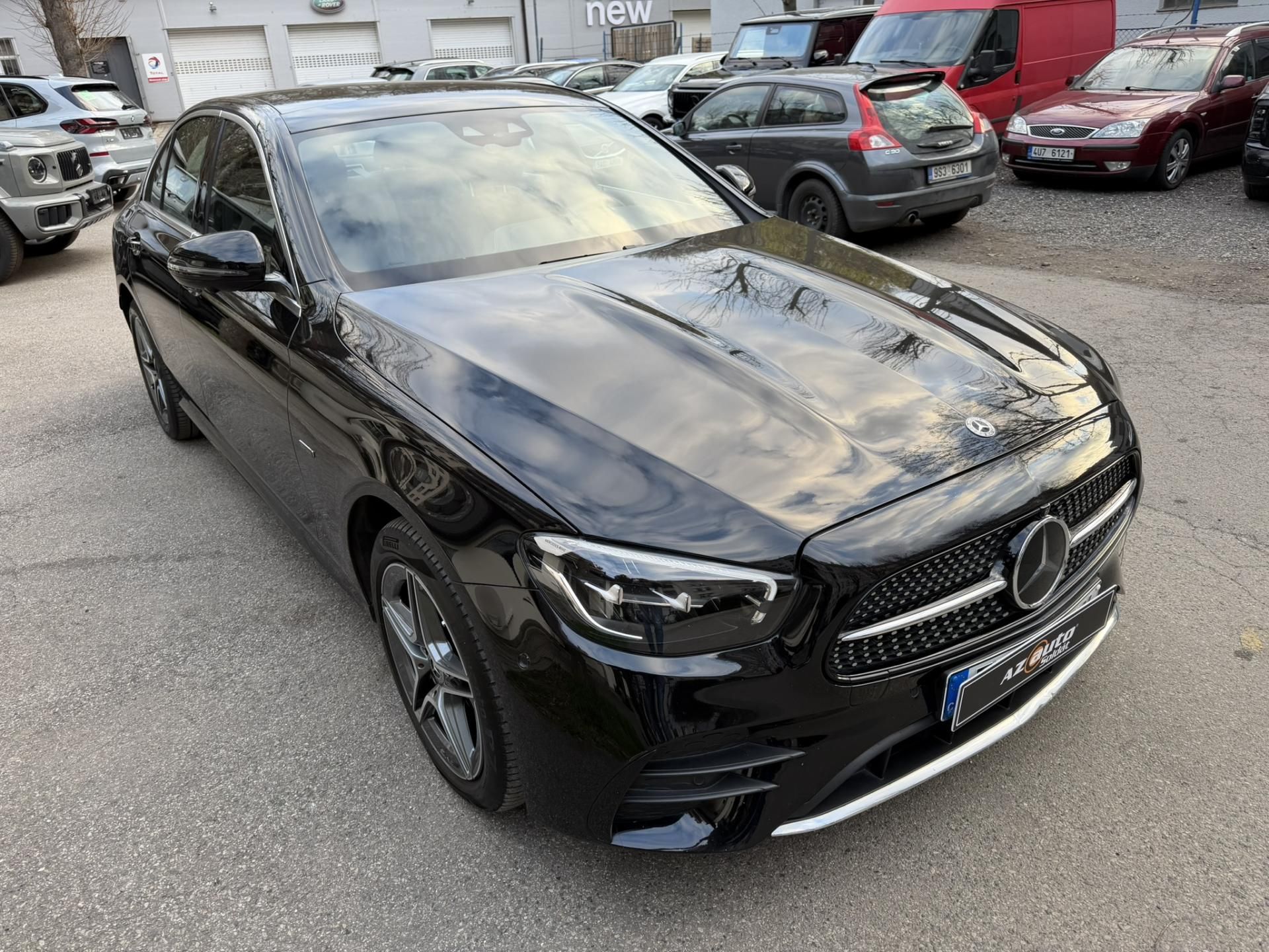 Mercedes-Benz Třídy E, 300E 4MATIC PLUG-IN HYBRID - fotka 2