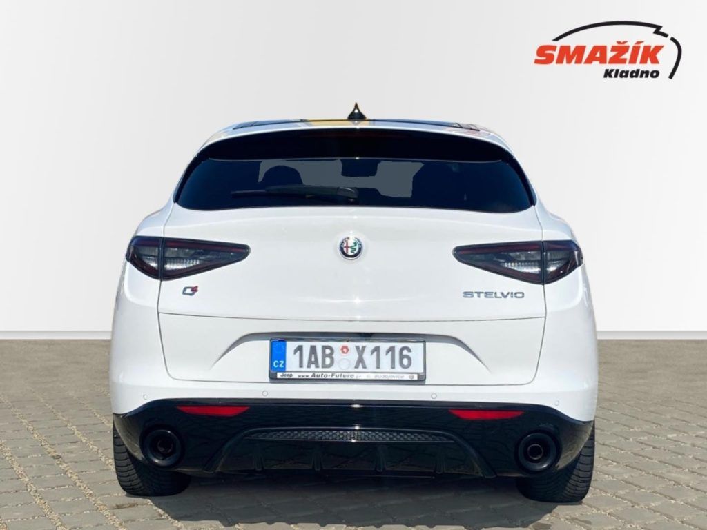 Alfa Romeo Stelvio, 2,2 JTD  Veloce (154kW) NM 4x4 - fotka 6