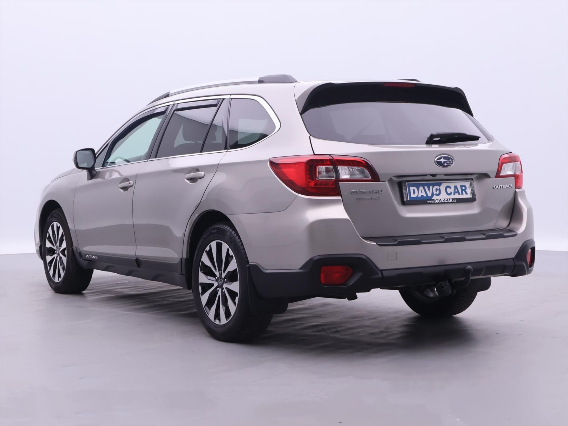 Subaru Outback, 2,5 i 129kW Aut. AWD CZ Sport - fotka 5