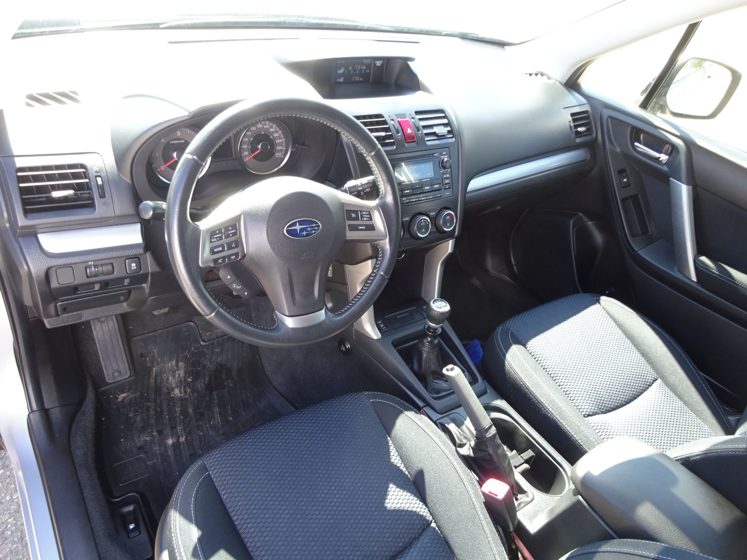 Subaru Forester, 2.0 D 4x4 2.Majitel serviska - fotka 5