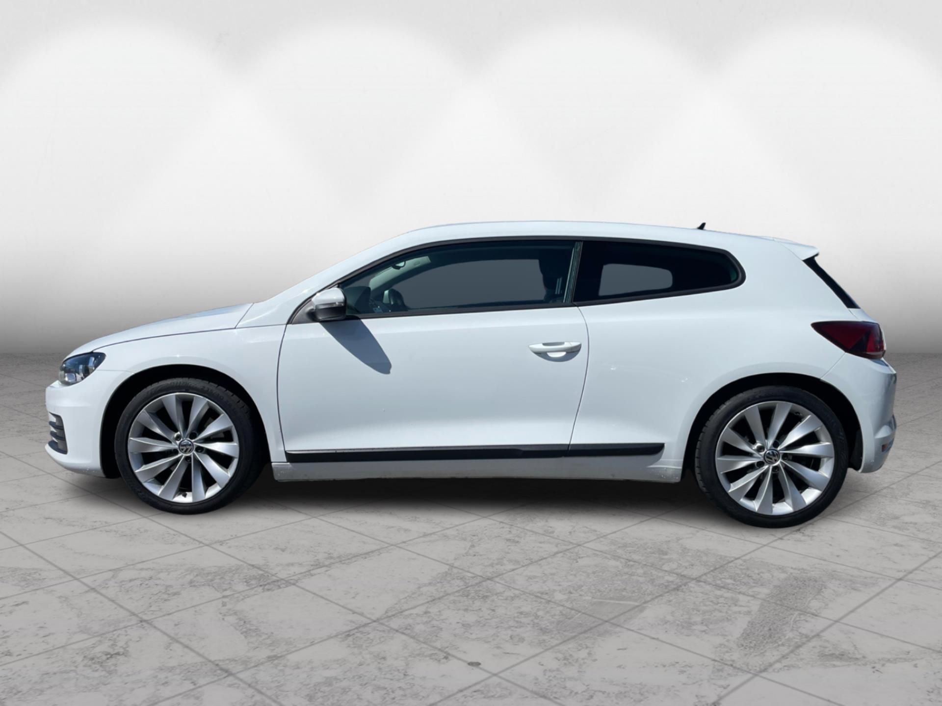Volkswagen Scirocco, 2.0 TSI DSG6° - fotka 3