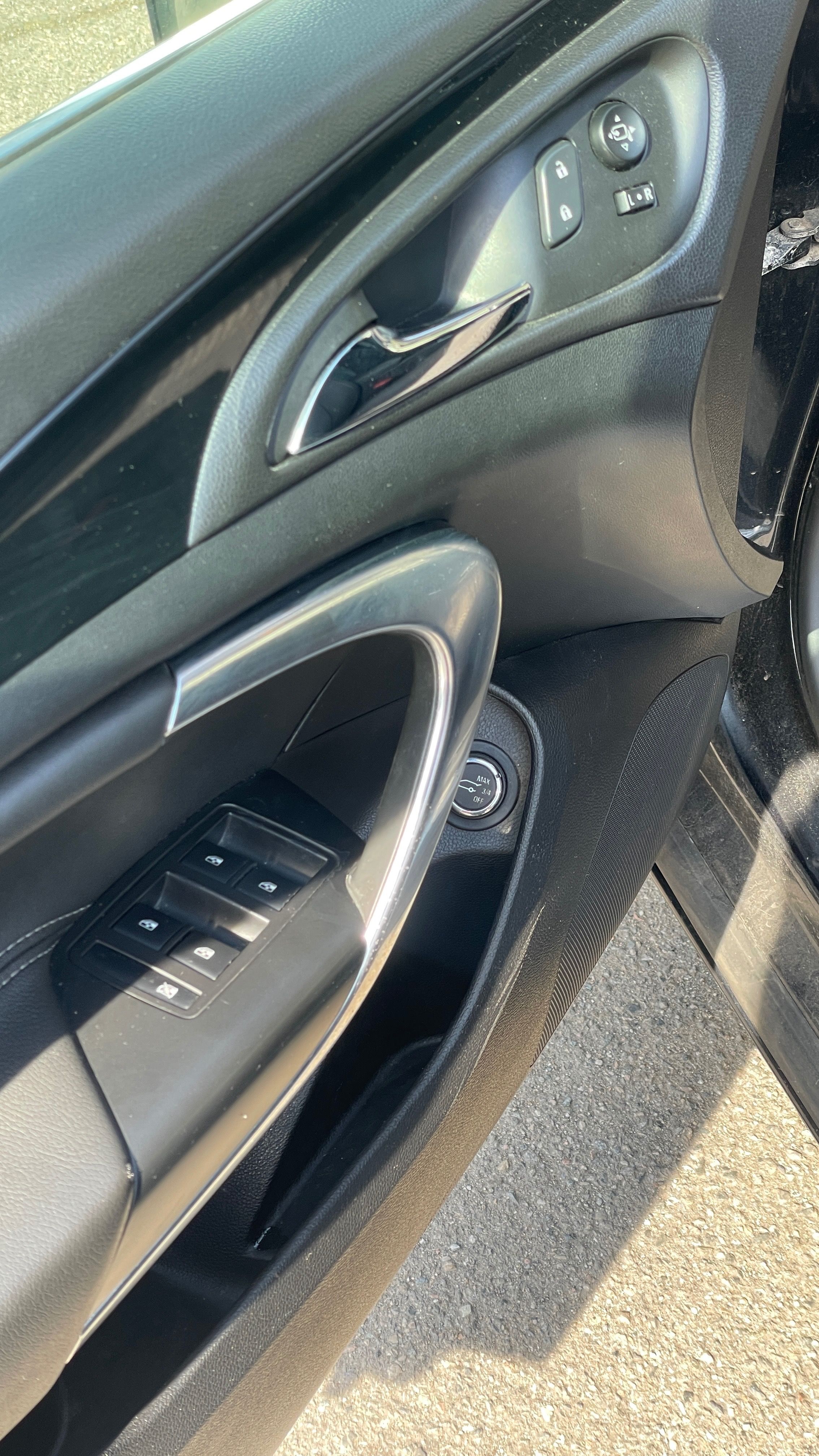 Opel Insignia, 2.0 CDTI Automat - fotka 4