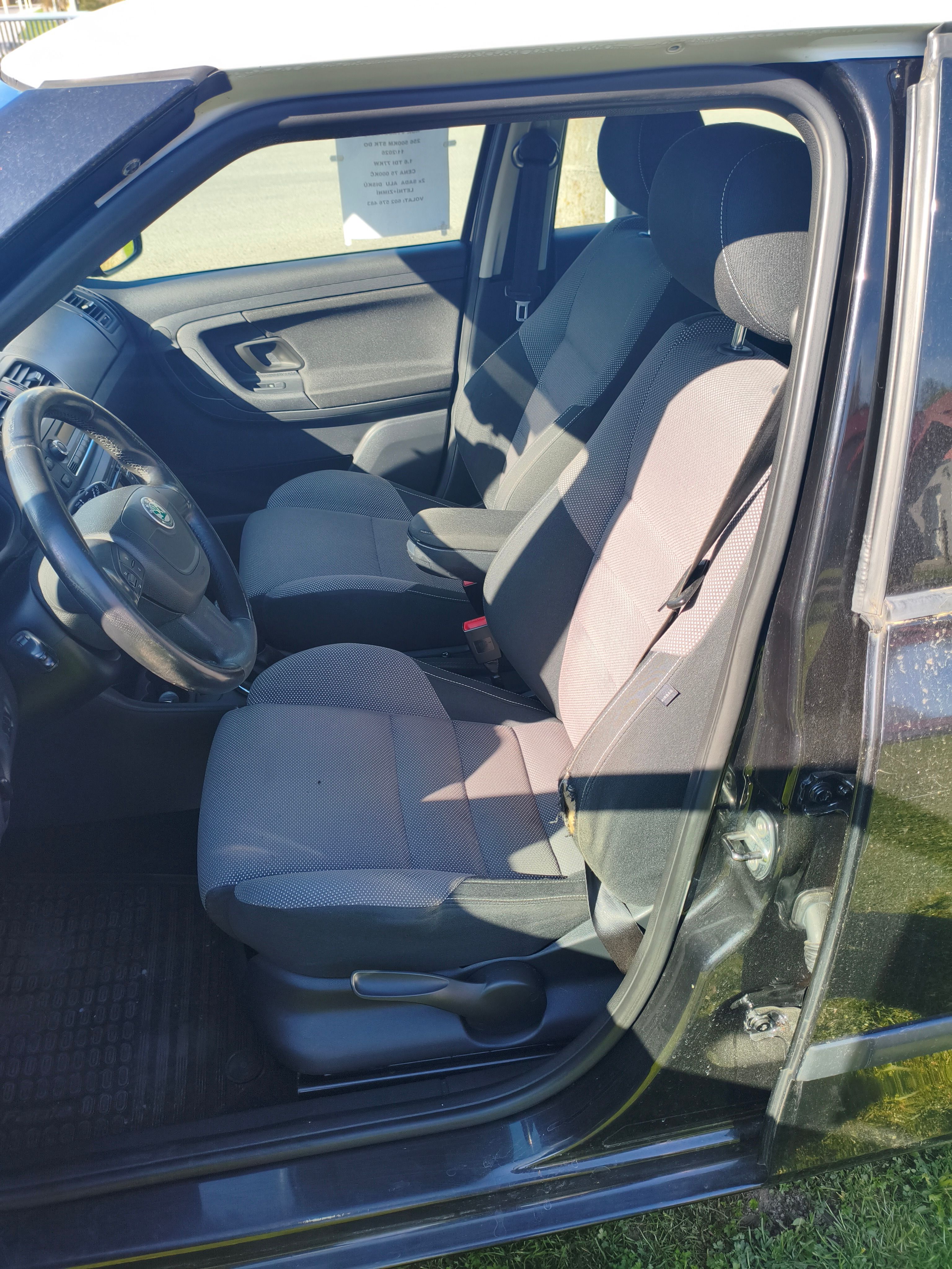Škoda Fabia, 1.6 TDI 77kw SPORT FACE - fotka 5