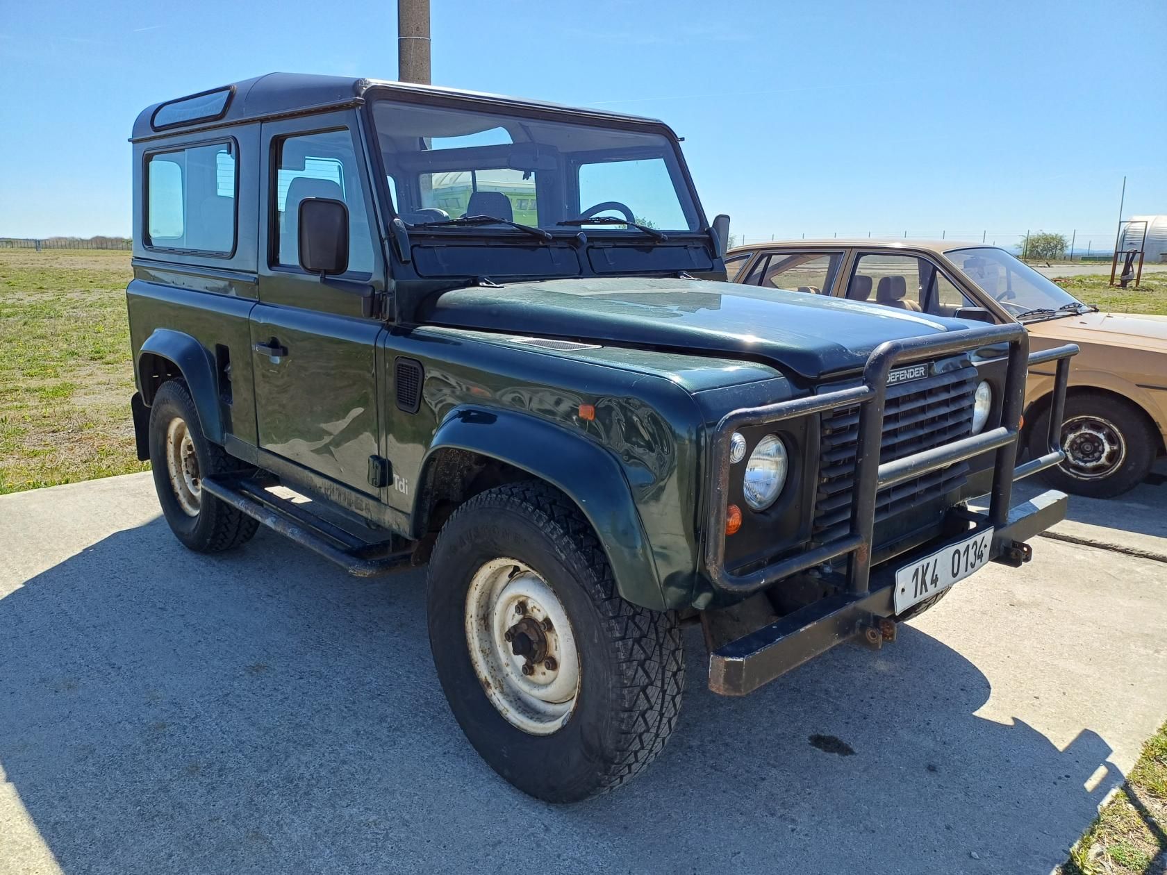 Land Rover Defender, LD 90 2.5Tdi 83kW - fotka 4