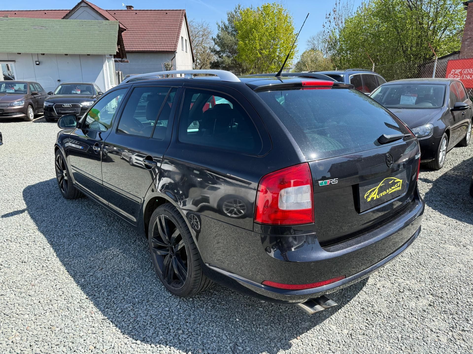 Škoda Octavia, 2.0 TDI RS DSG - fotka 4